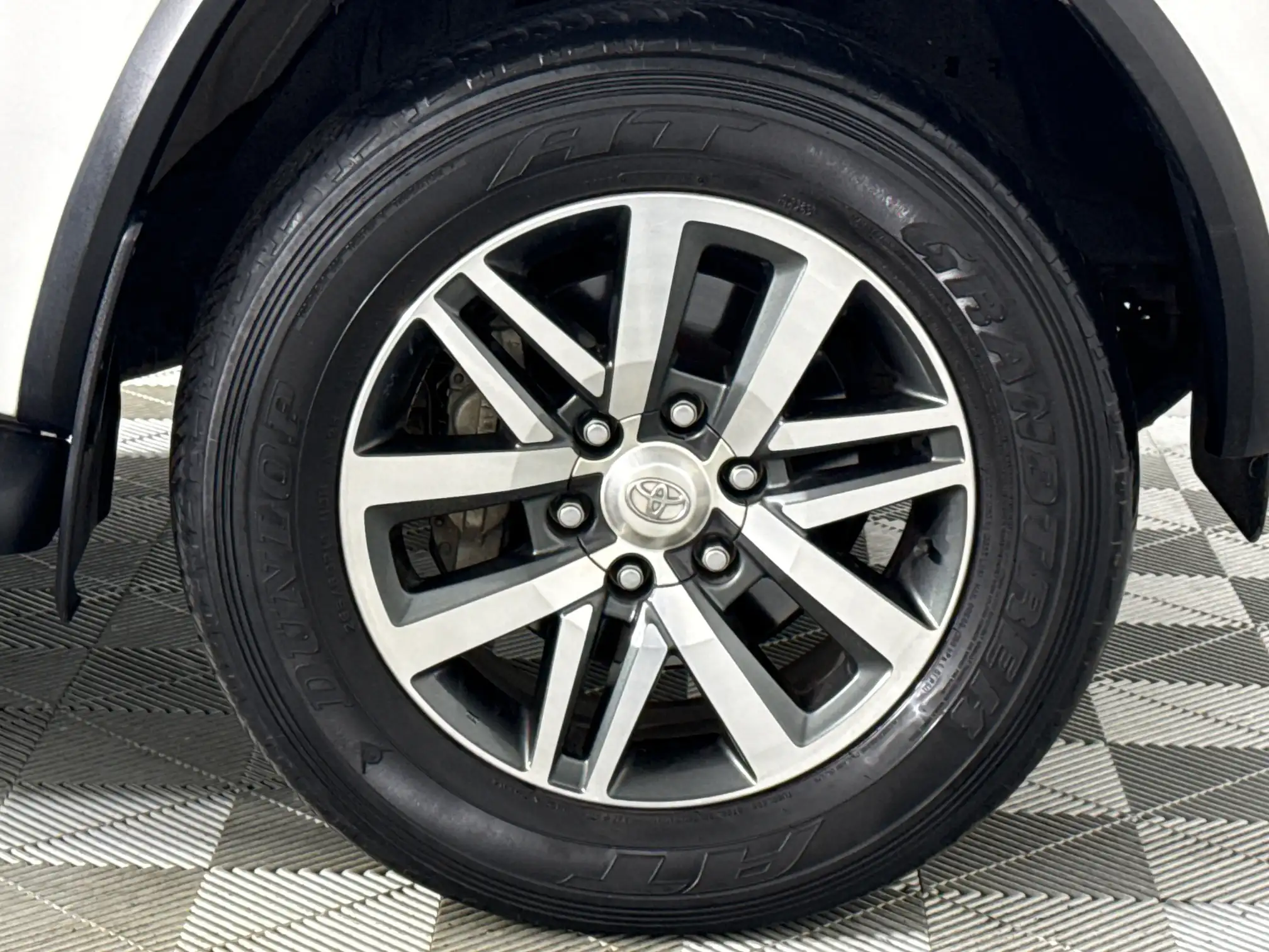Toyota Fortuner
