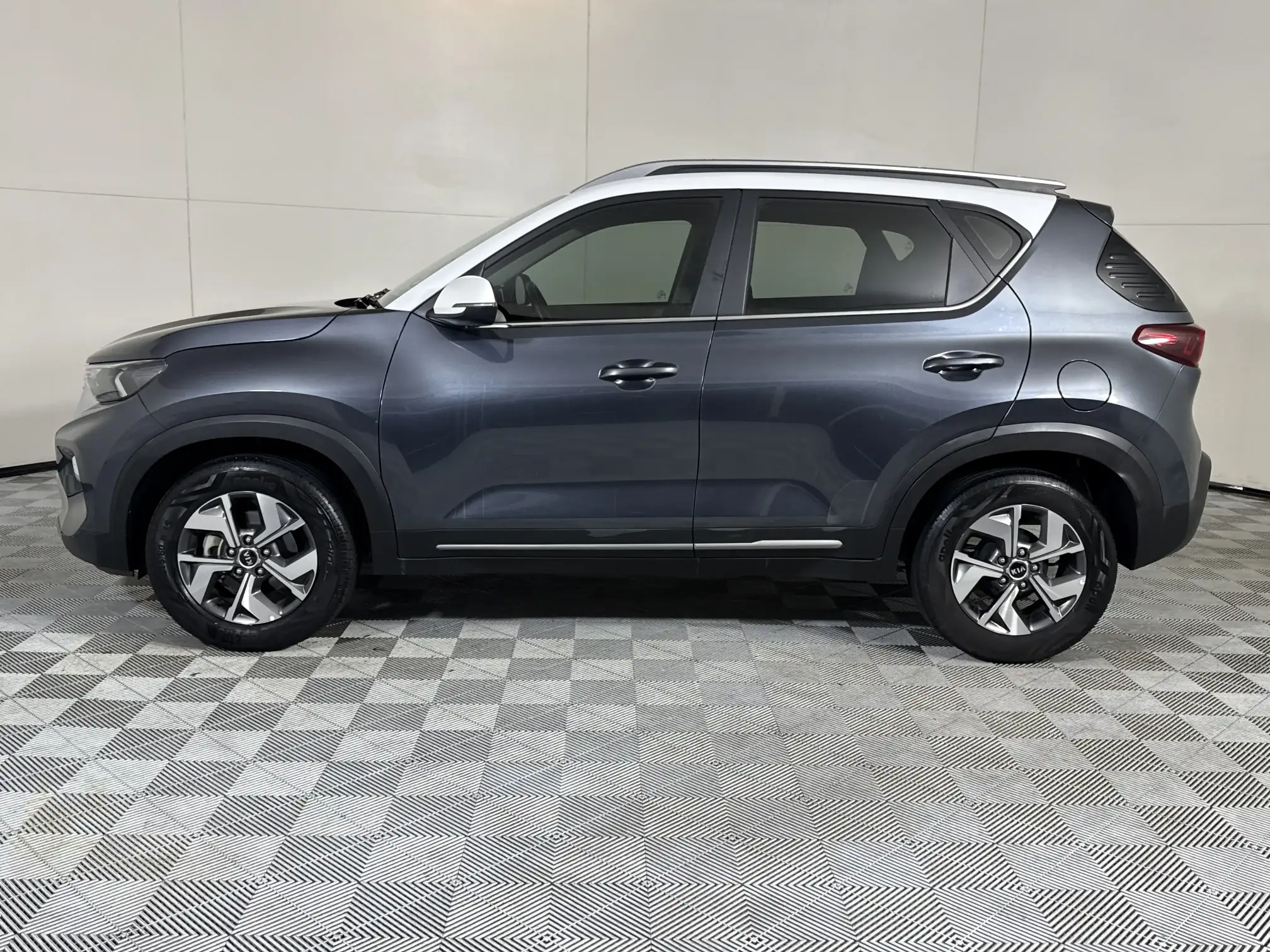 KIA Sonet