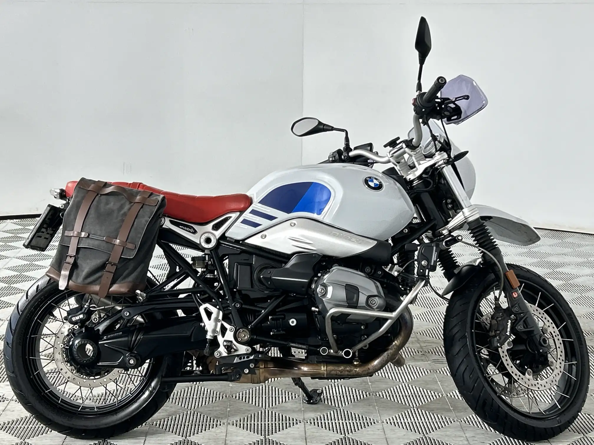 2017 BMW R Series