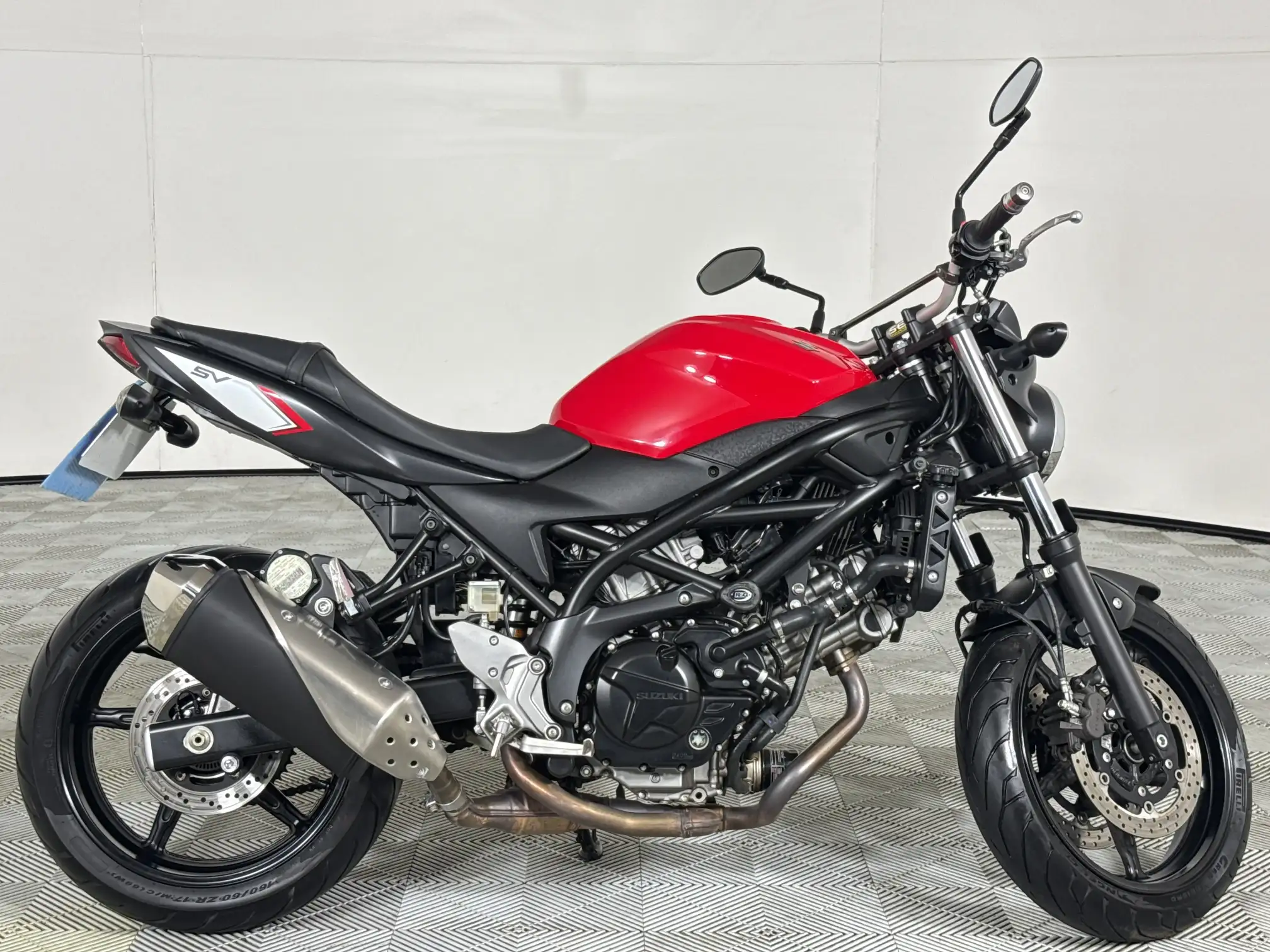 Suzuki SV