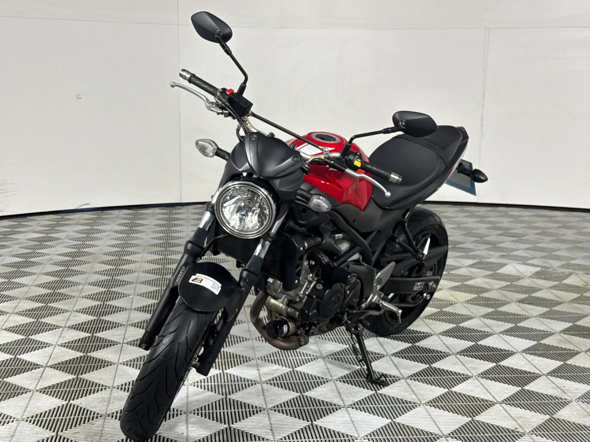 Suzuki SV