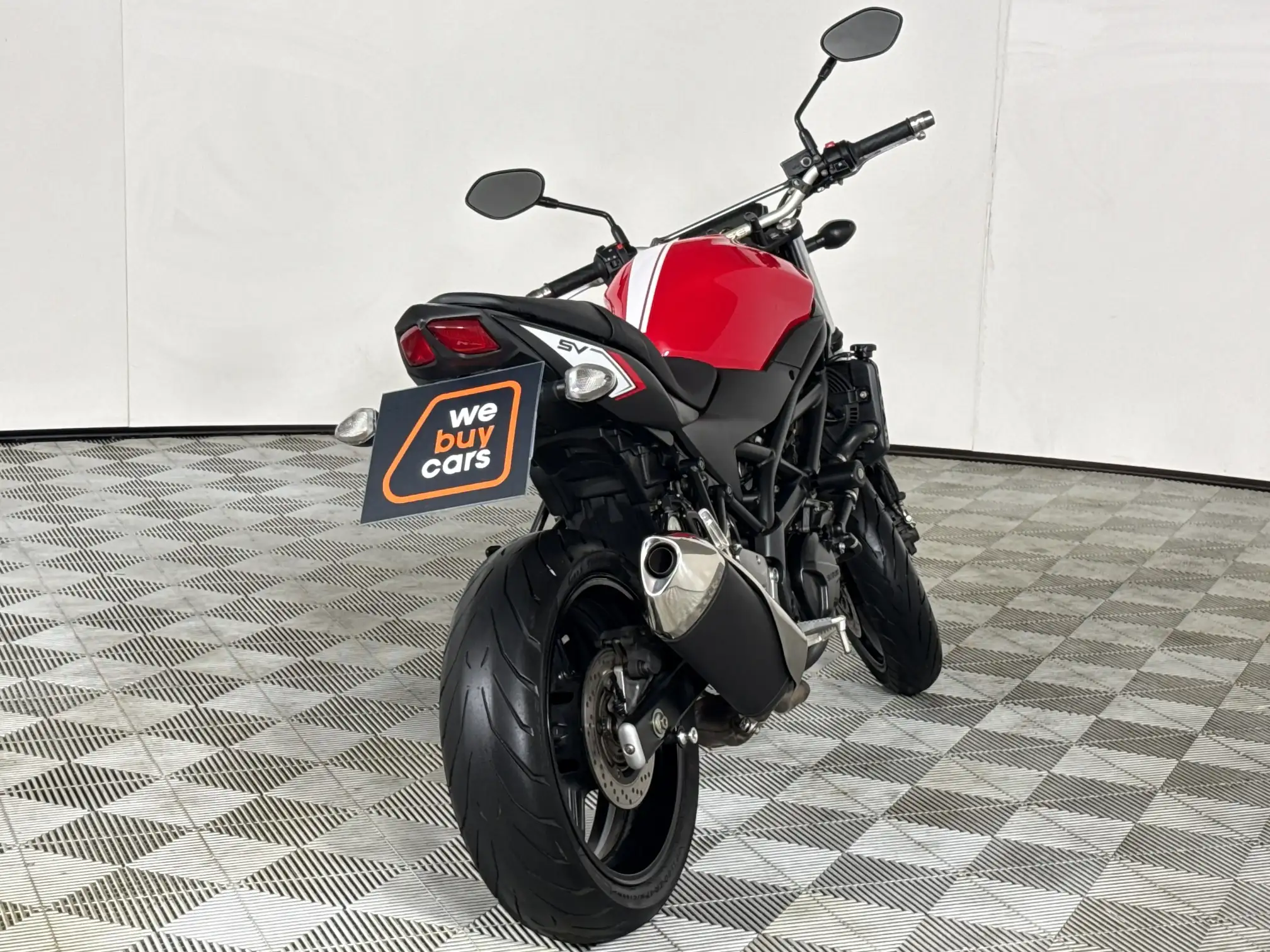 Suzuki SV