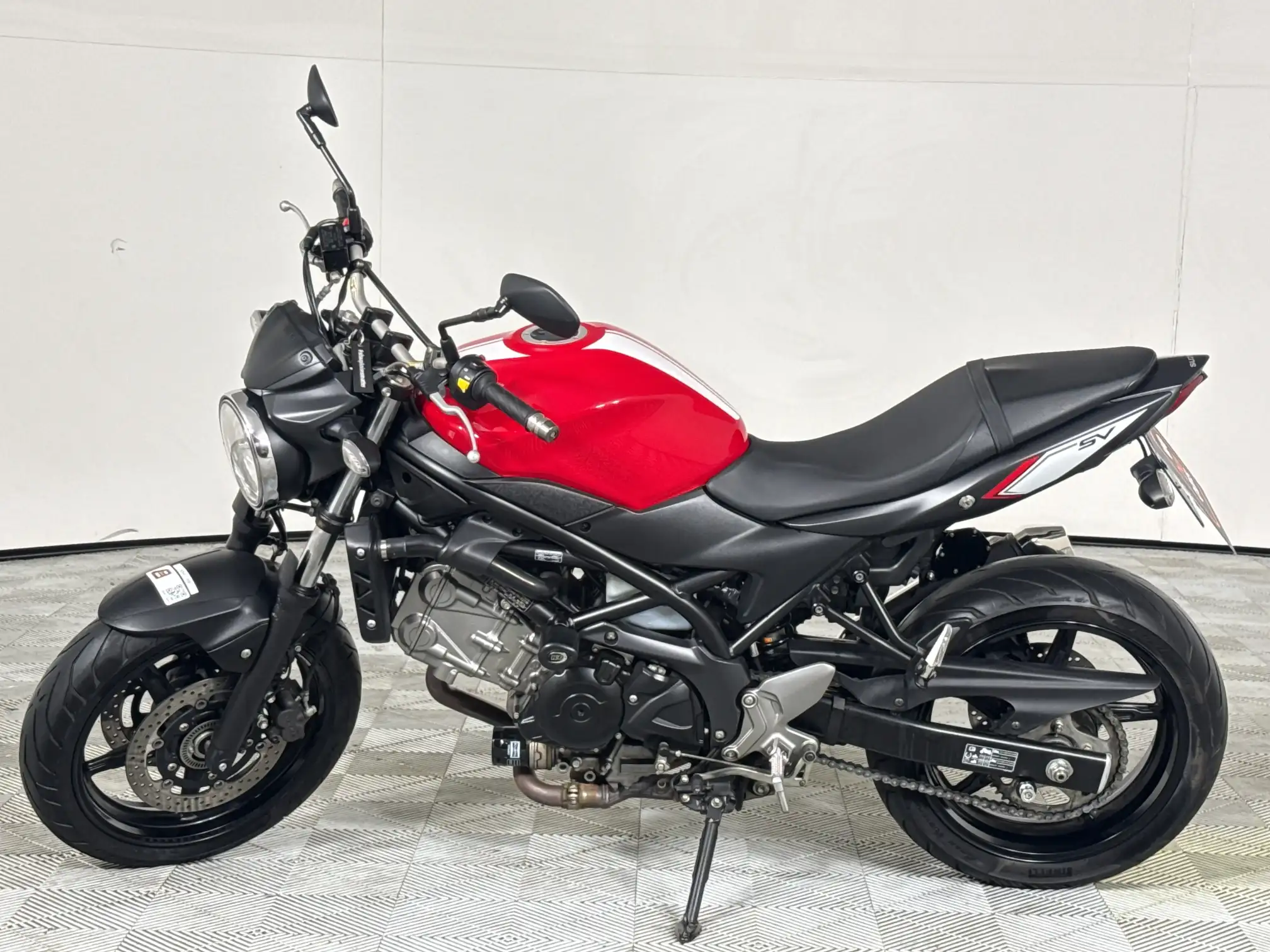 Suzuki SV