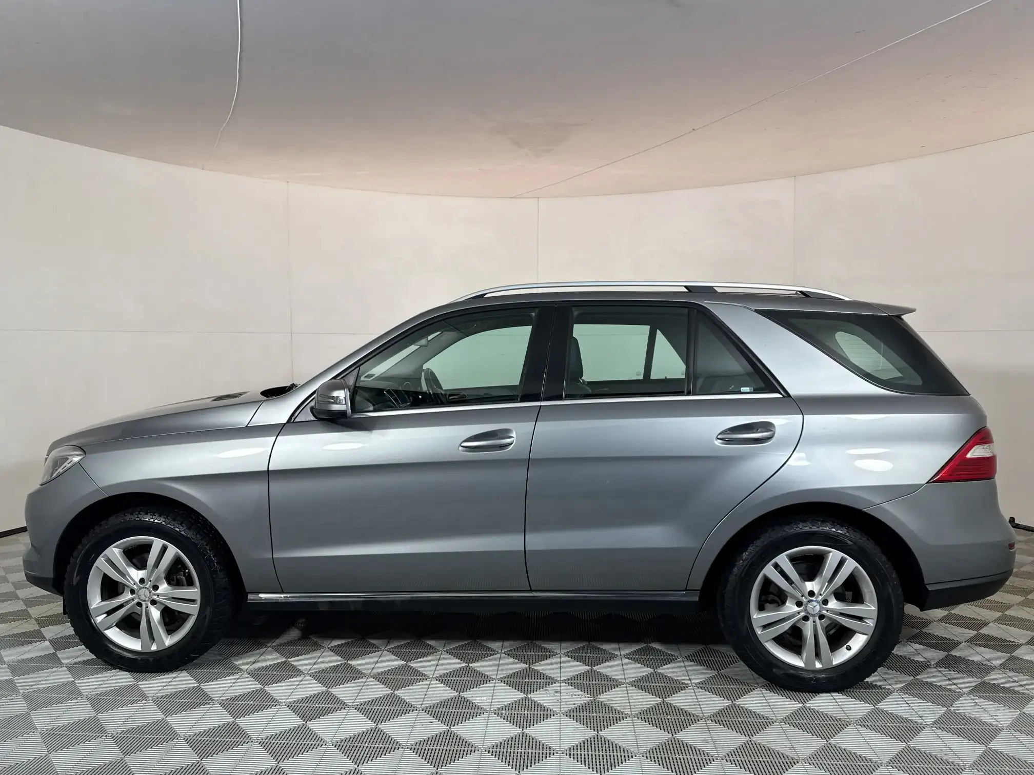 Mercedes-Benz M Class
