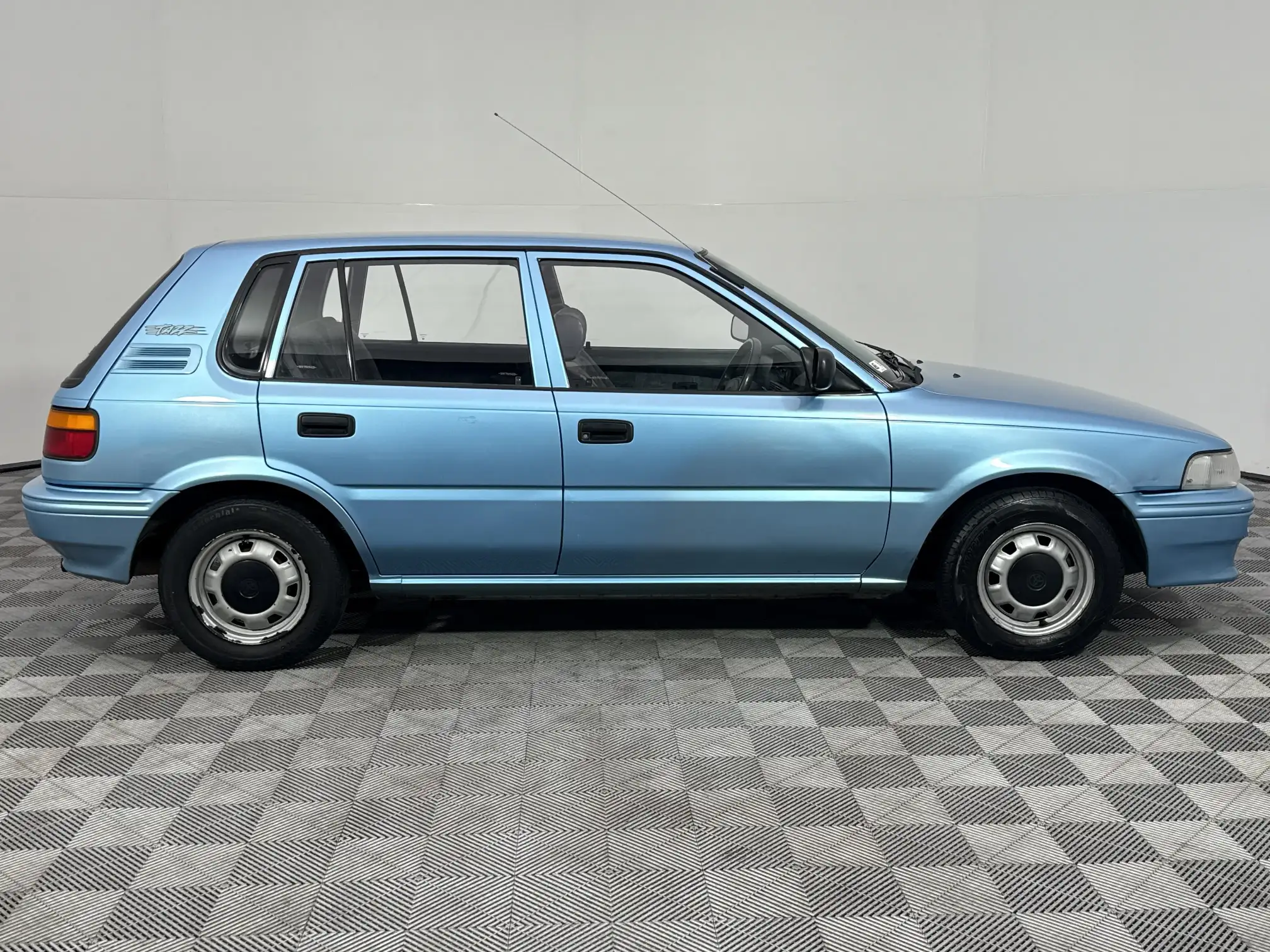 Toyota Tazz