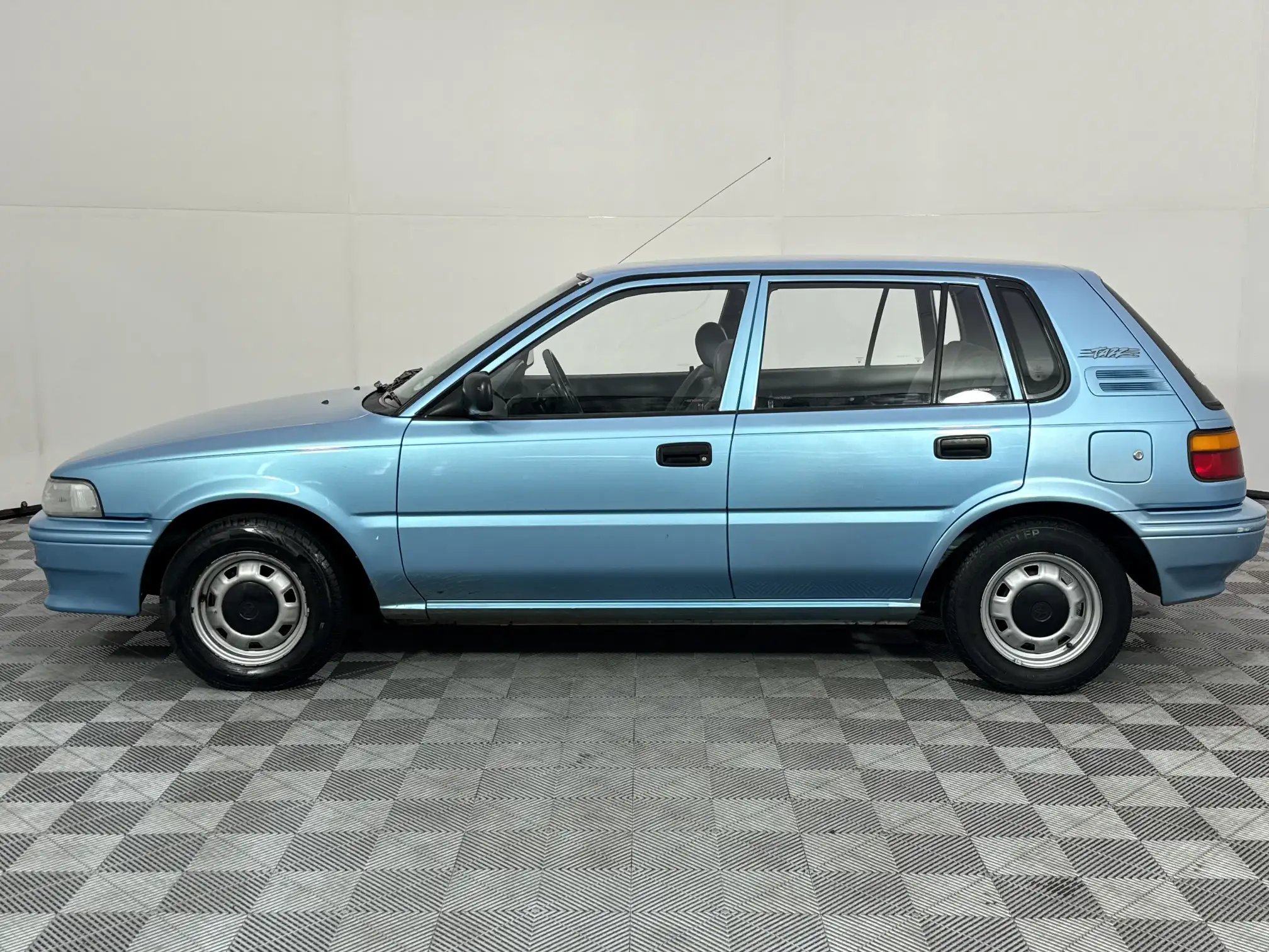 Toyota Tazz