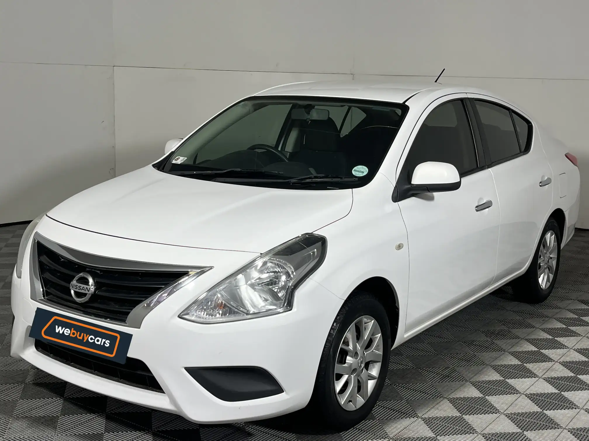 Nissan Almera