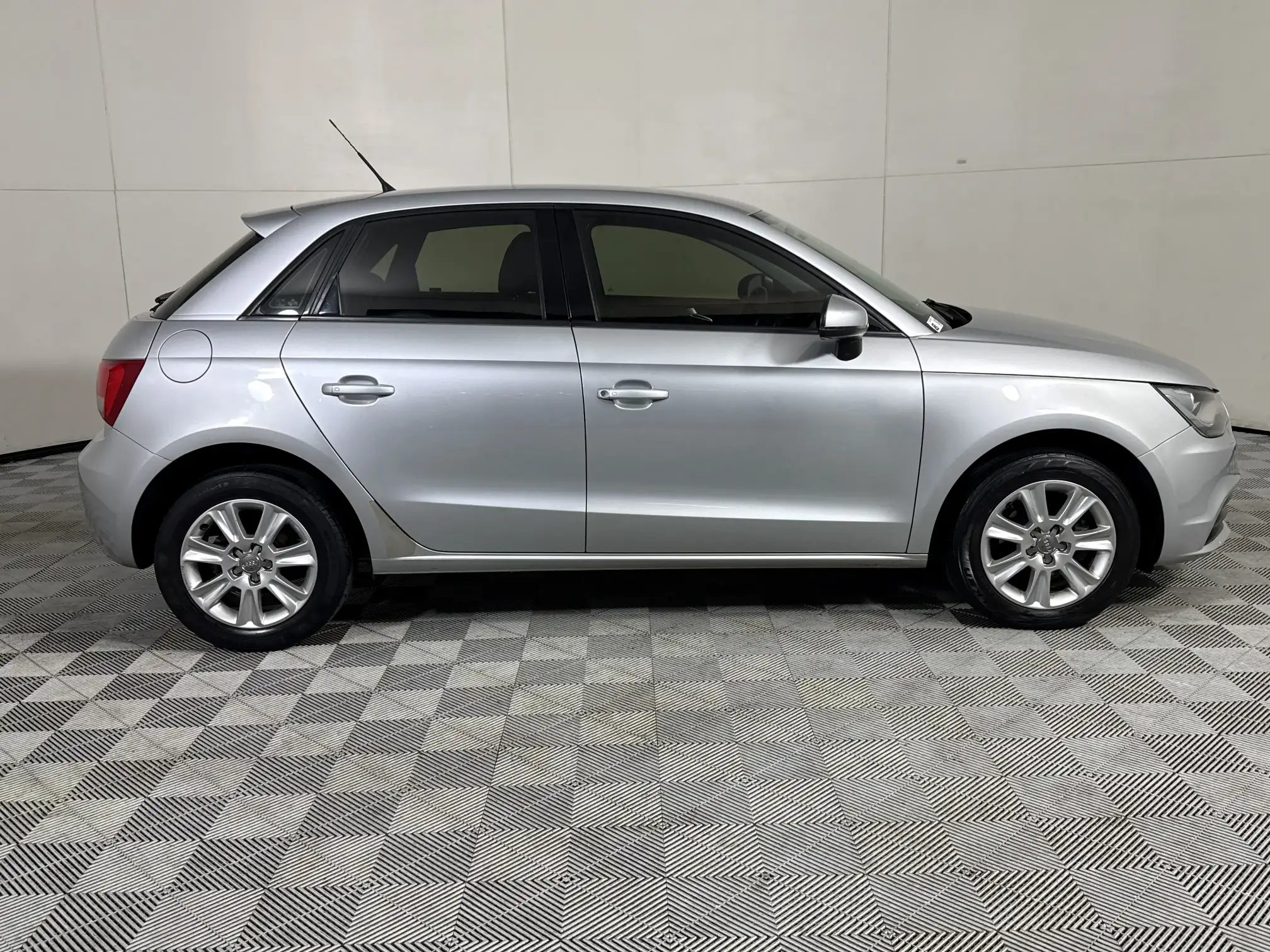 Audi A1