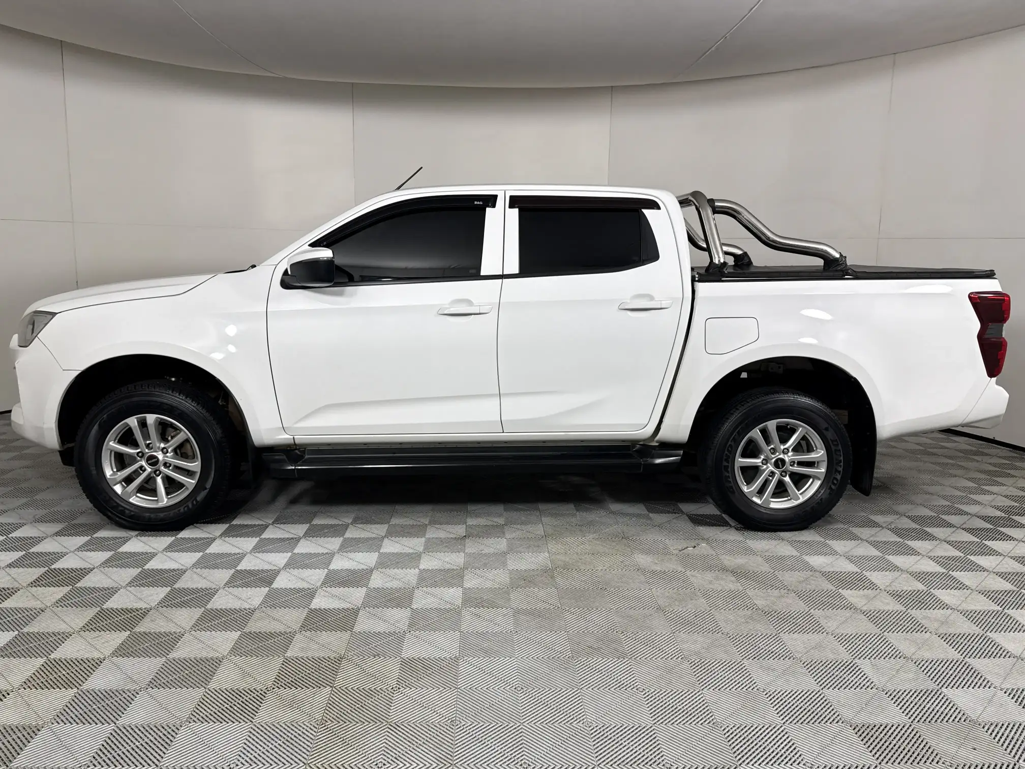 Isuzu D-MAX