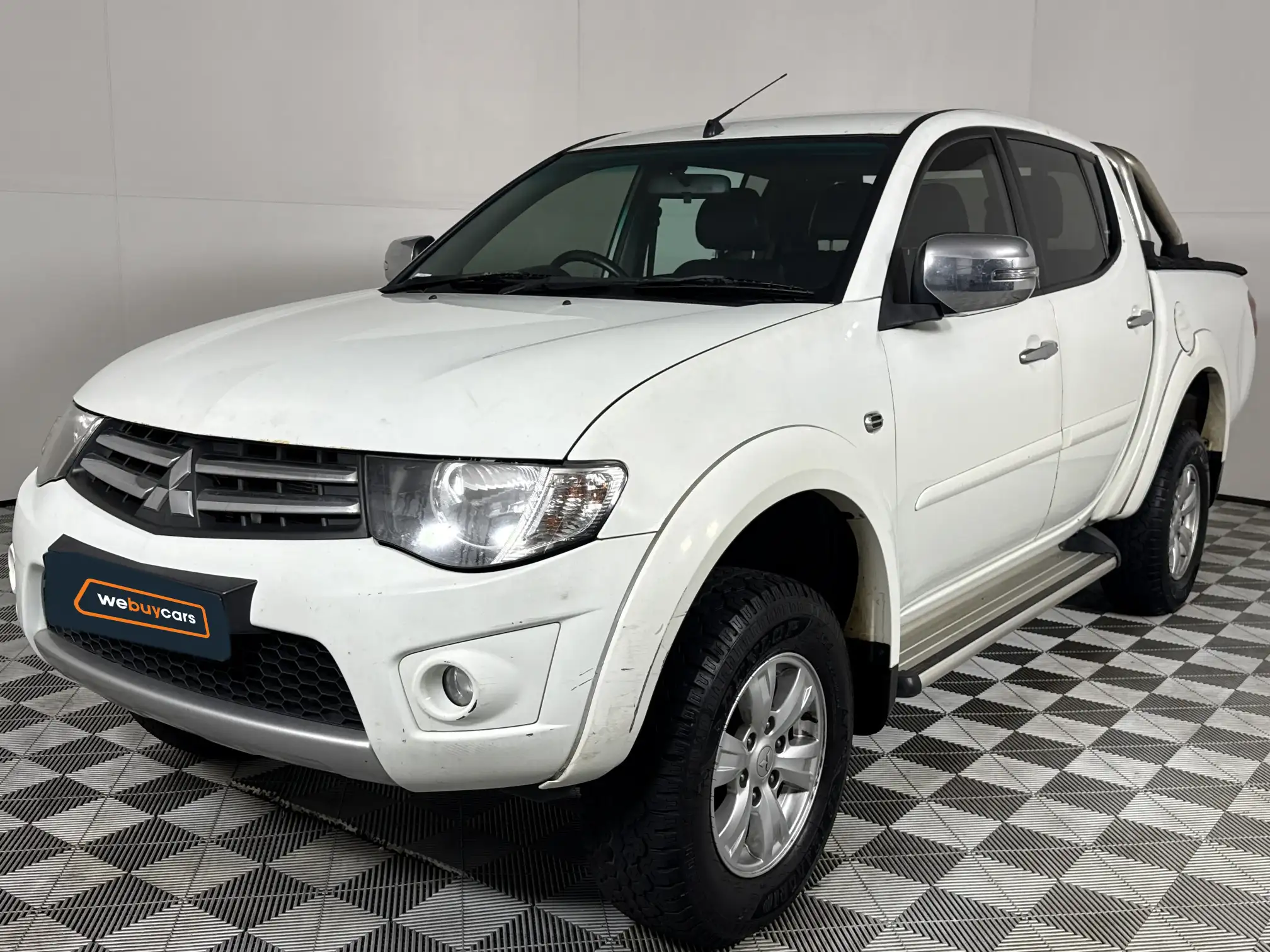 2014 Mitsubishi Triton