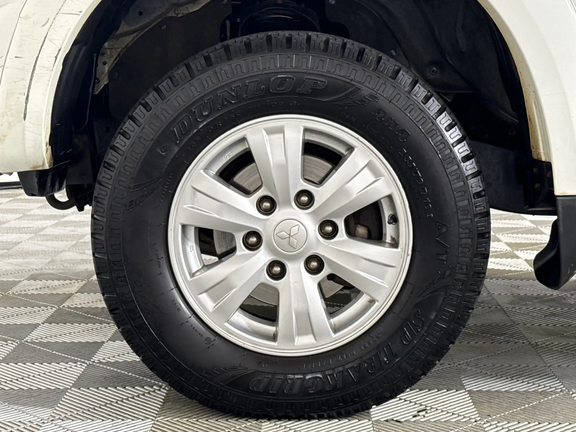 Mitsubishi Triton