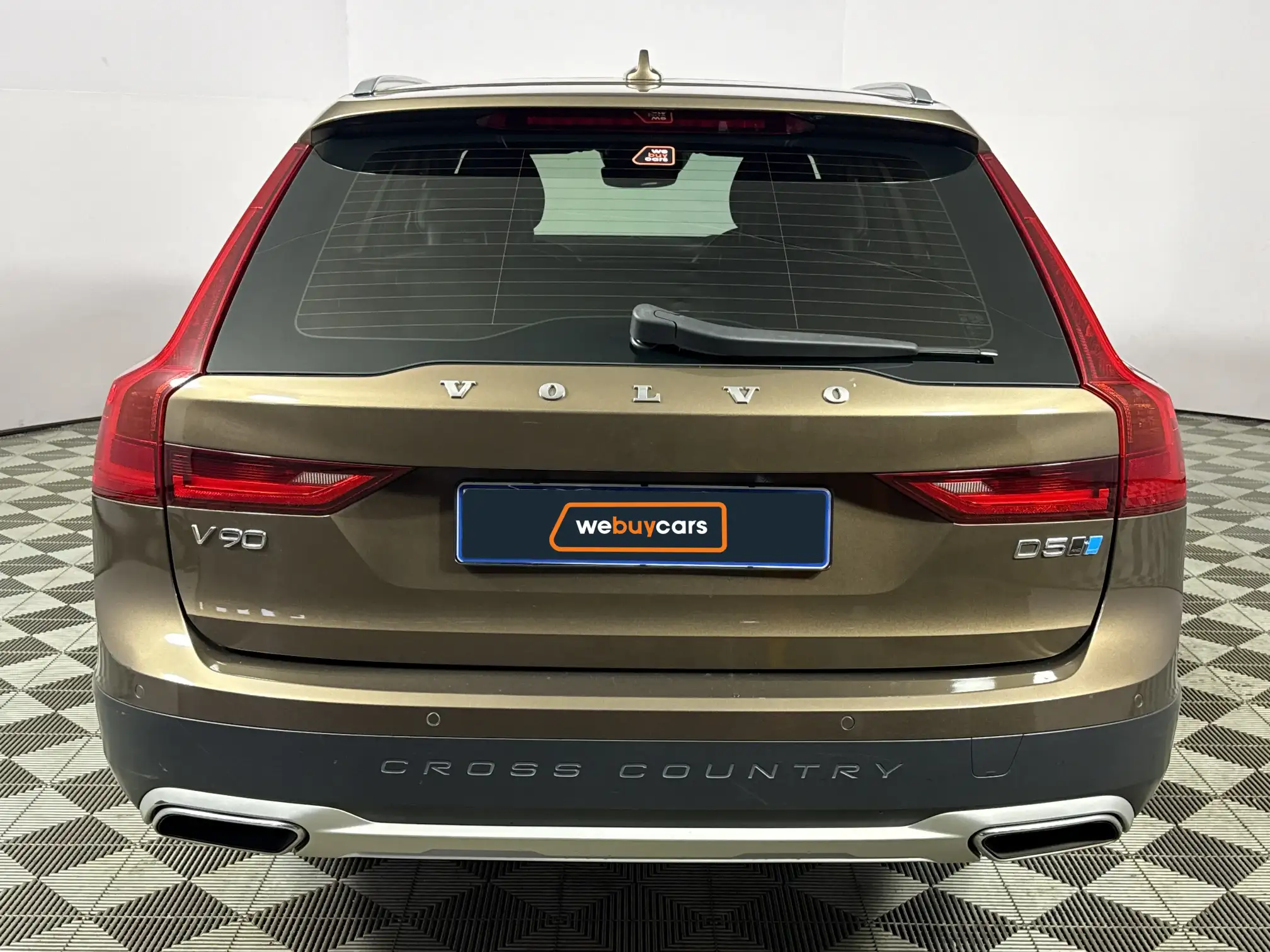 Volvo V90