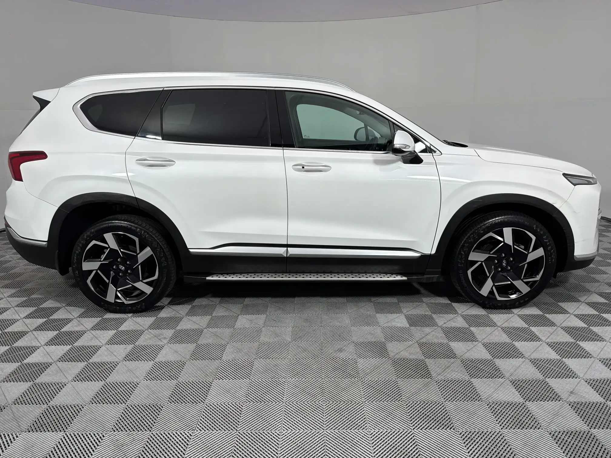 Hyundai Santa-FE
