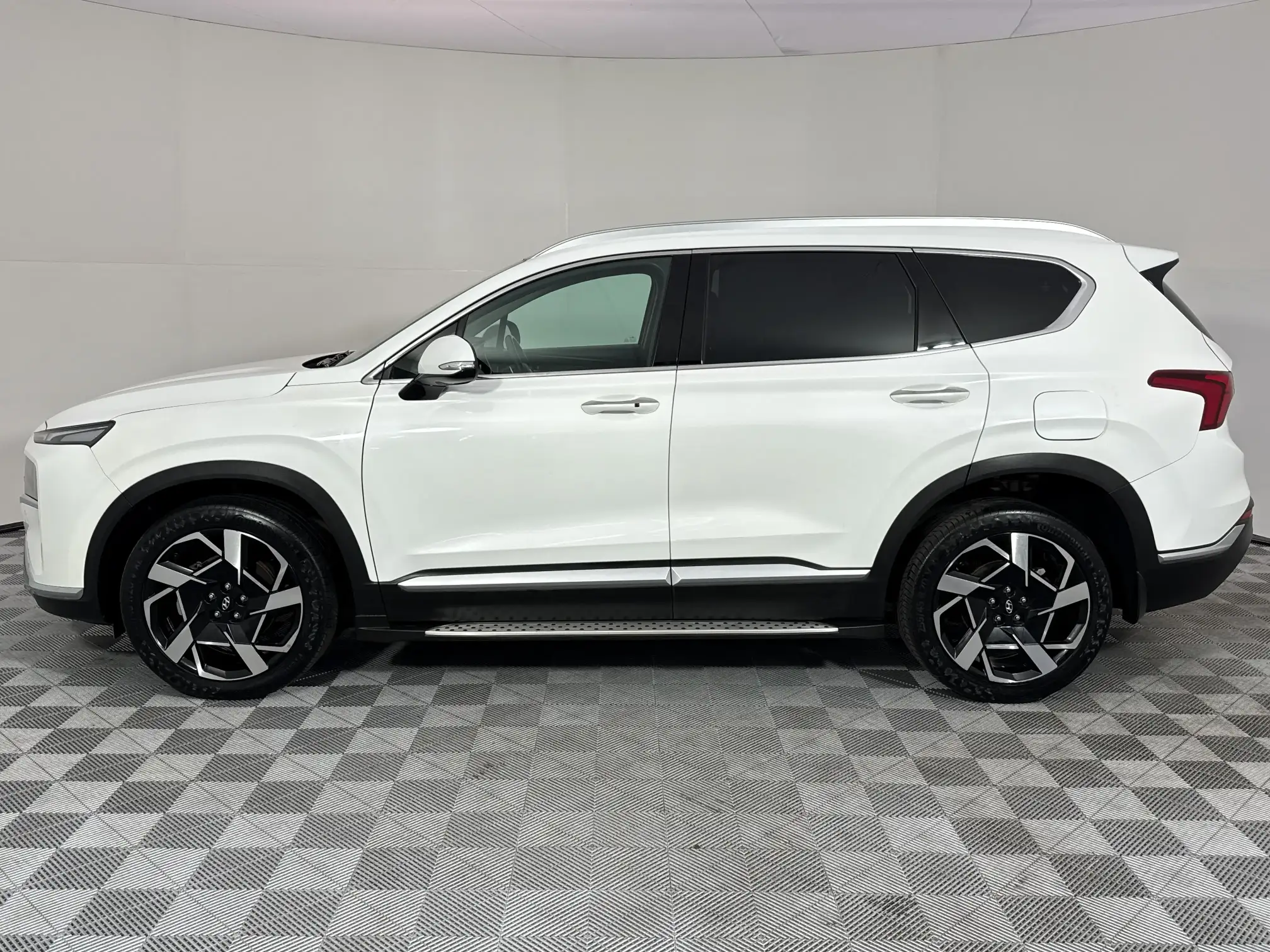 Hyundai Santa-FE