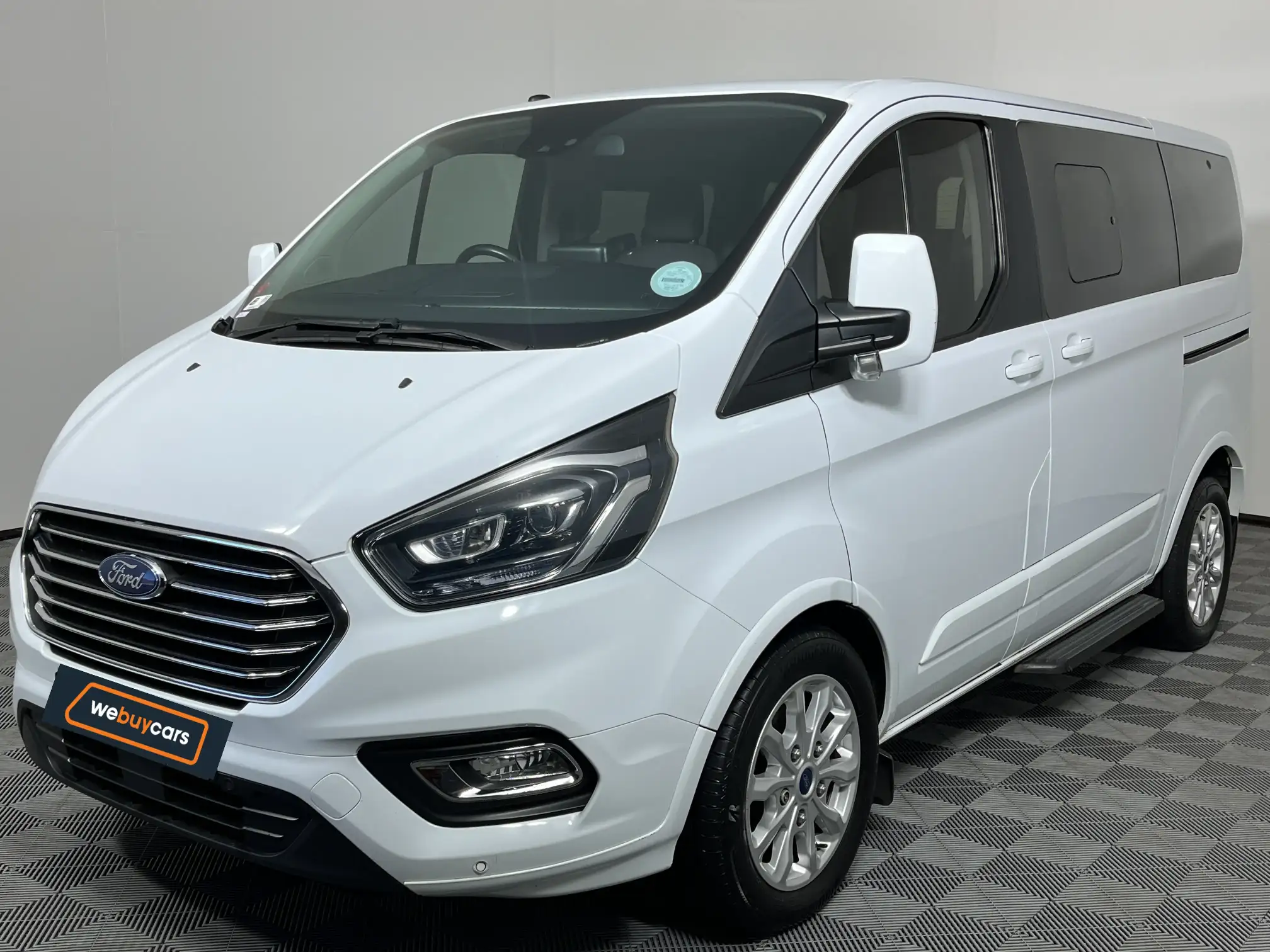 2020 Ford Tourneo