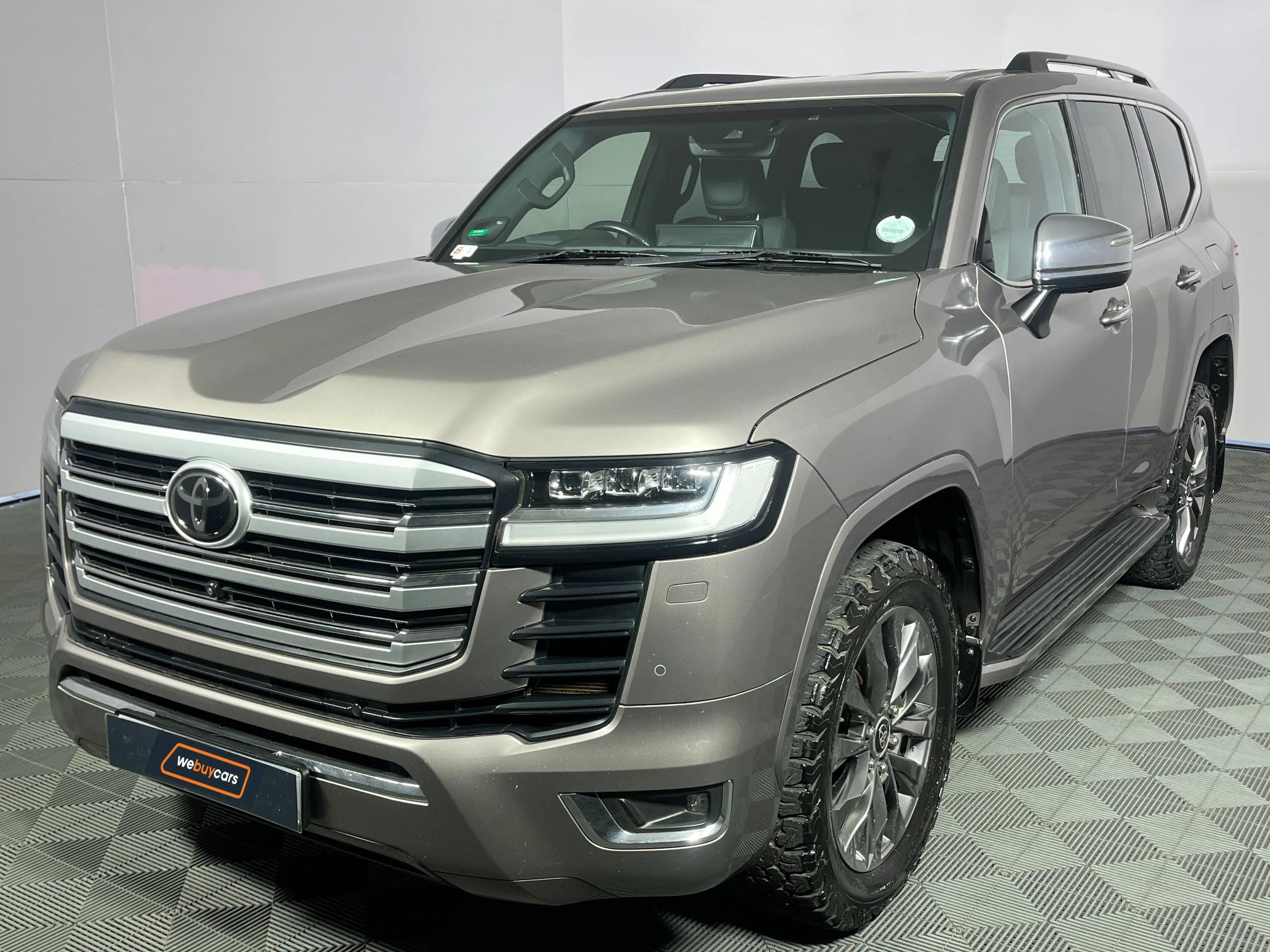 Toyota Land Cruiser 300 V6 3.3D ZX
