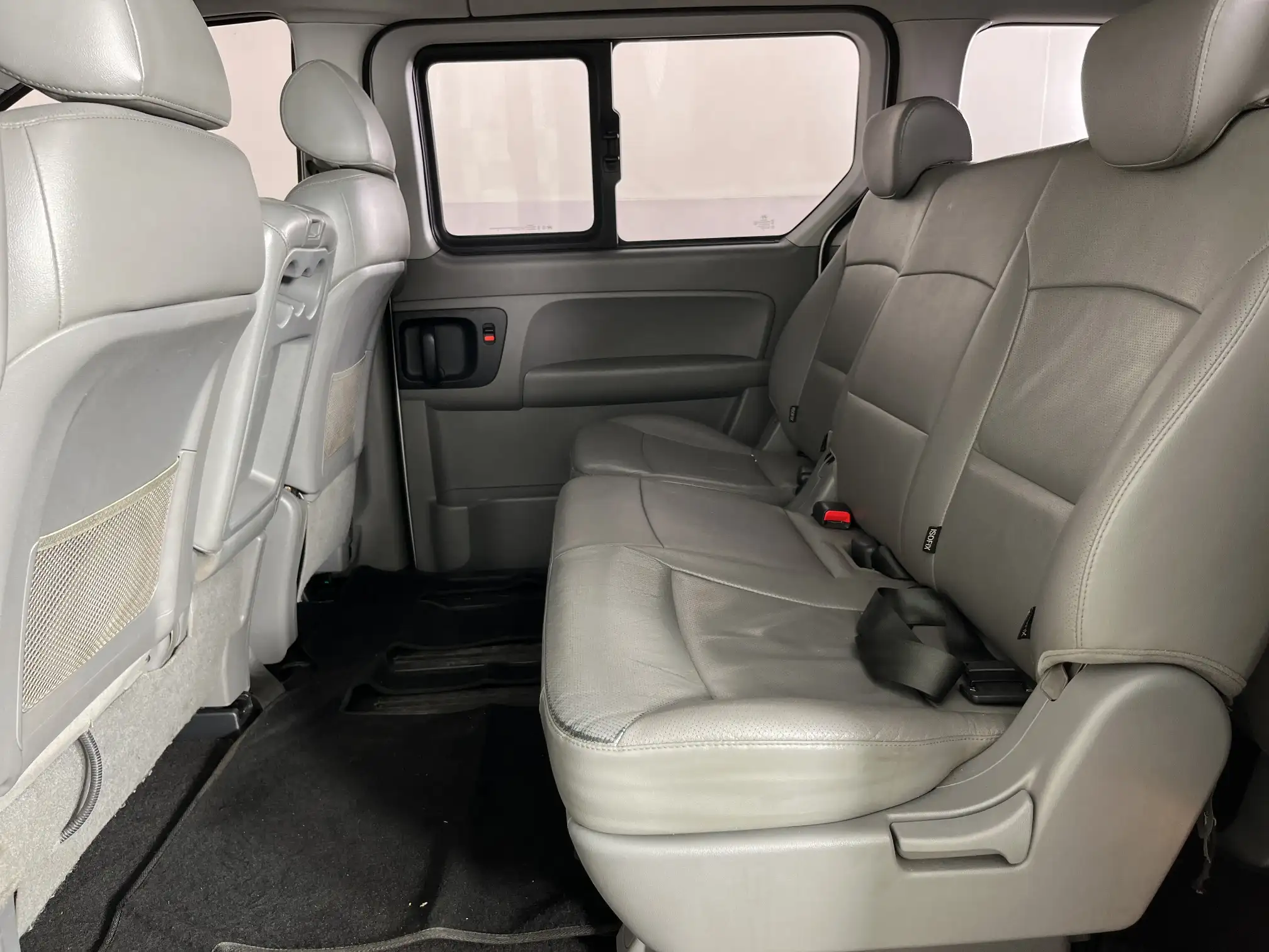 Hyundai H-1