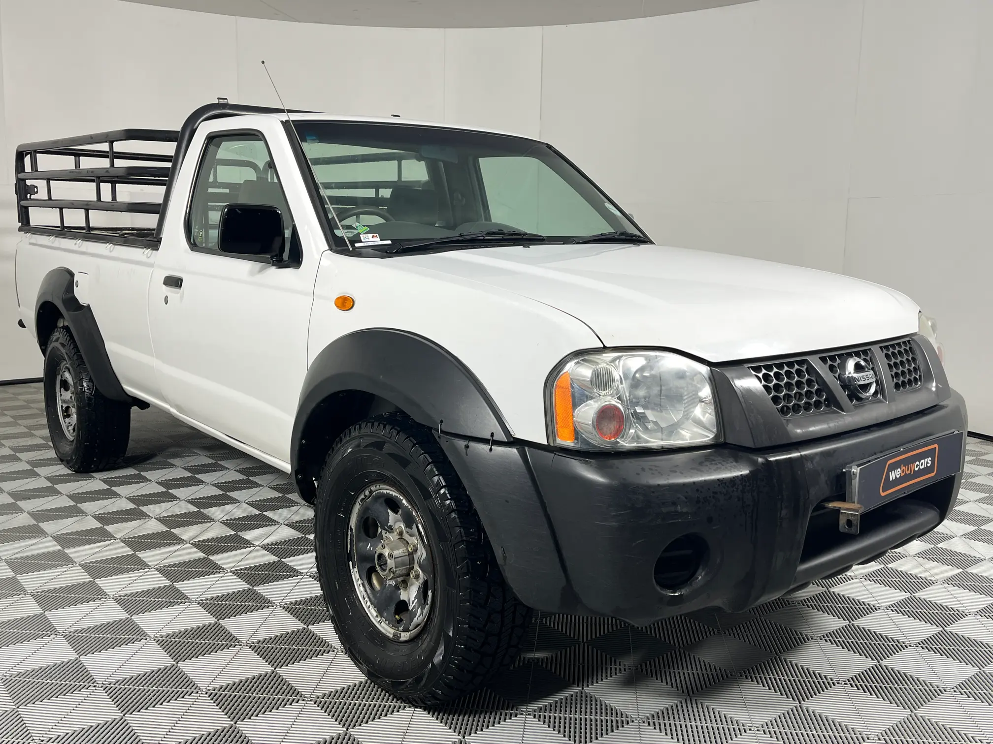 Used 2016 Nissan Hardbody Np300 2.4i LWB 4x4 Pick Up Single Cab for ...