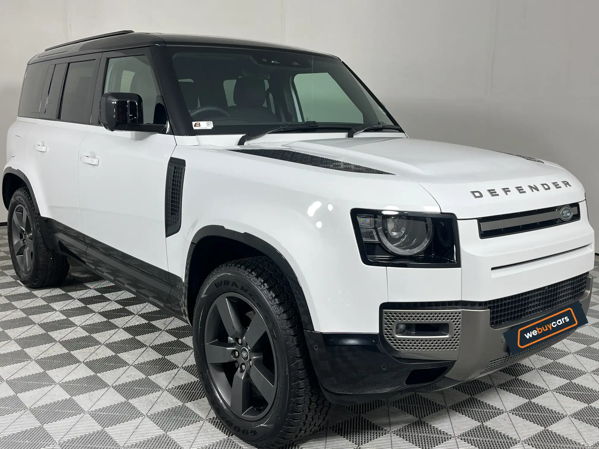 Land Rover Defender 110