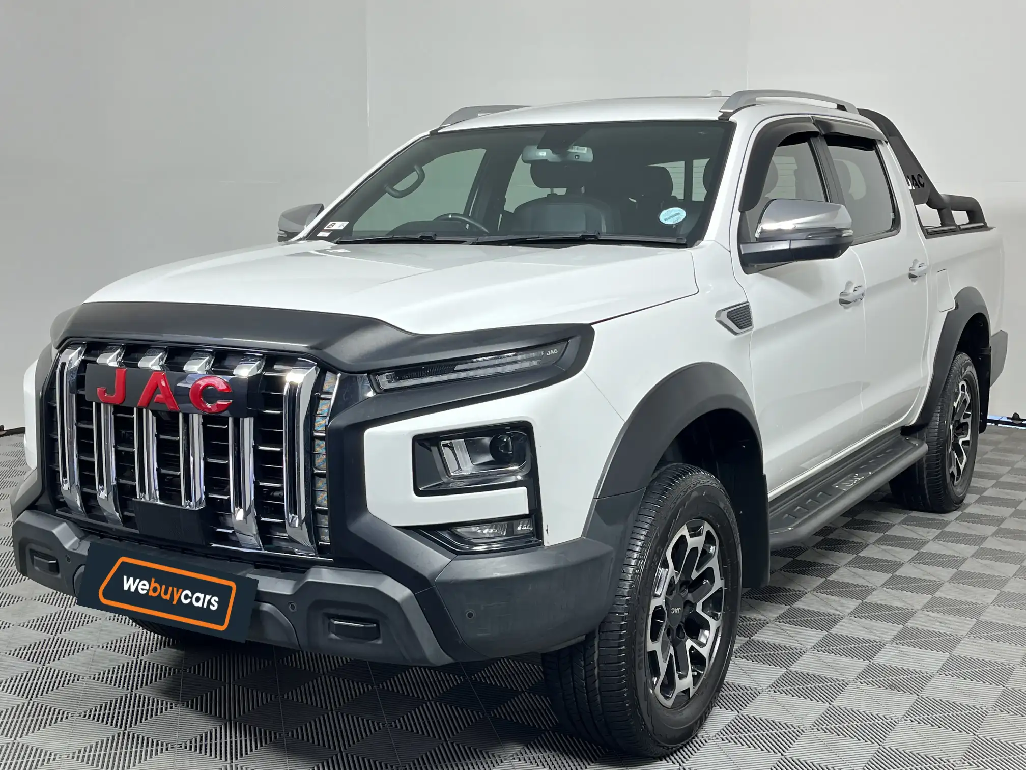 2025 JAC T9