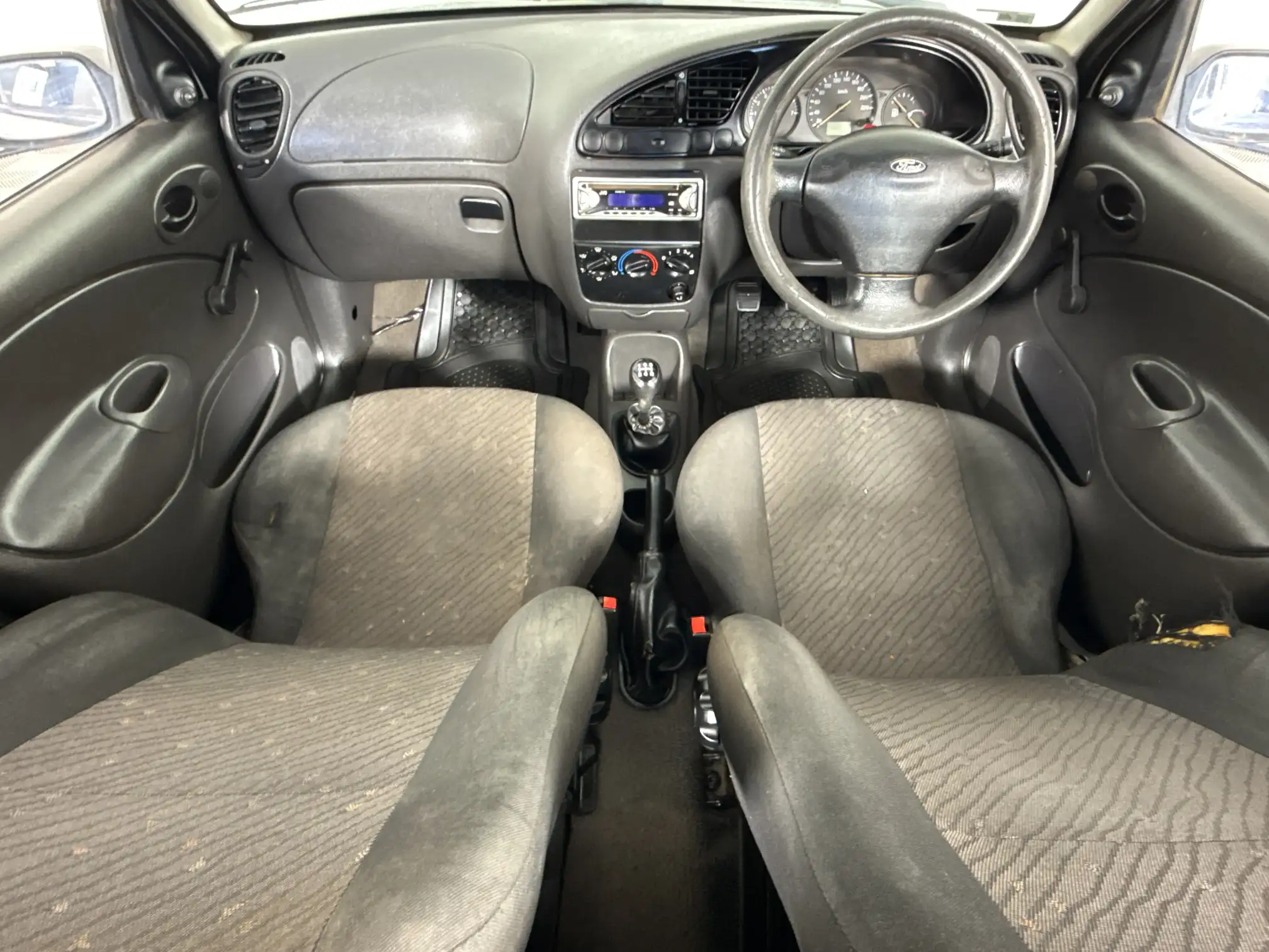 Ford Ikon