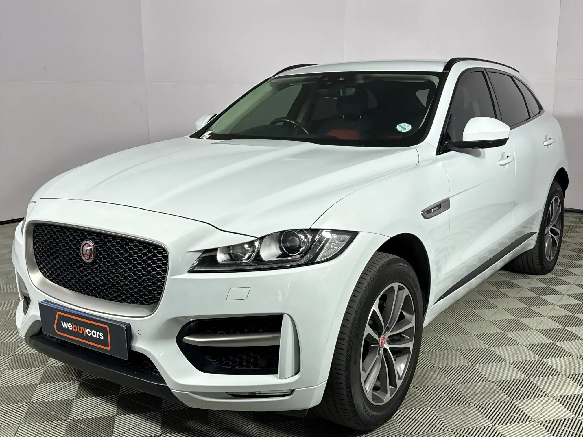 2019 Jaguar F-Pace