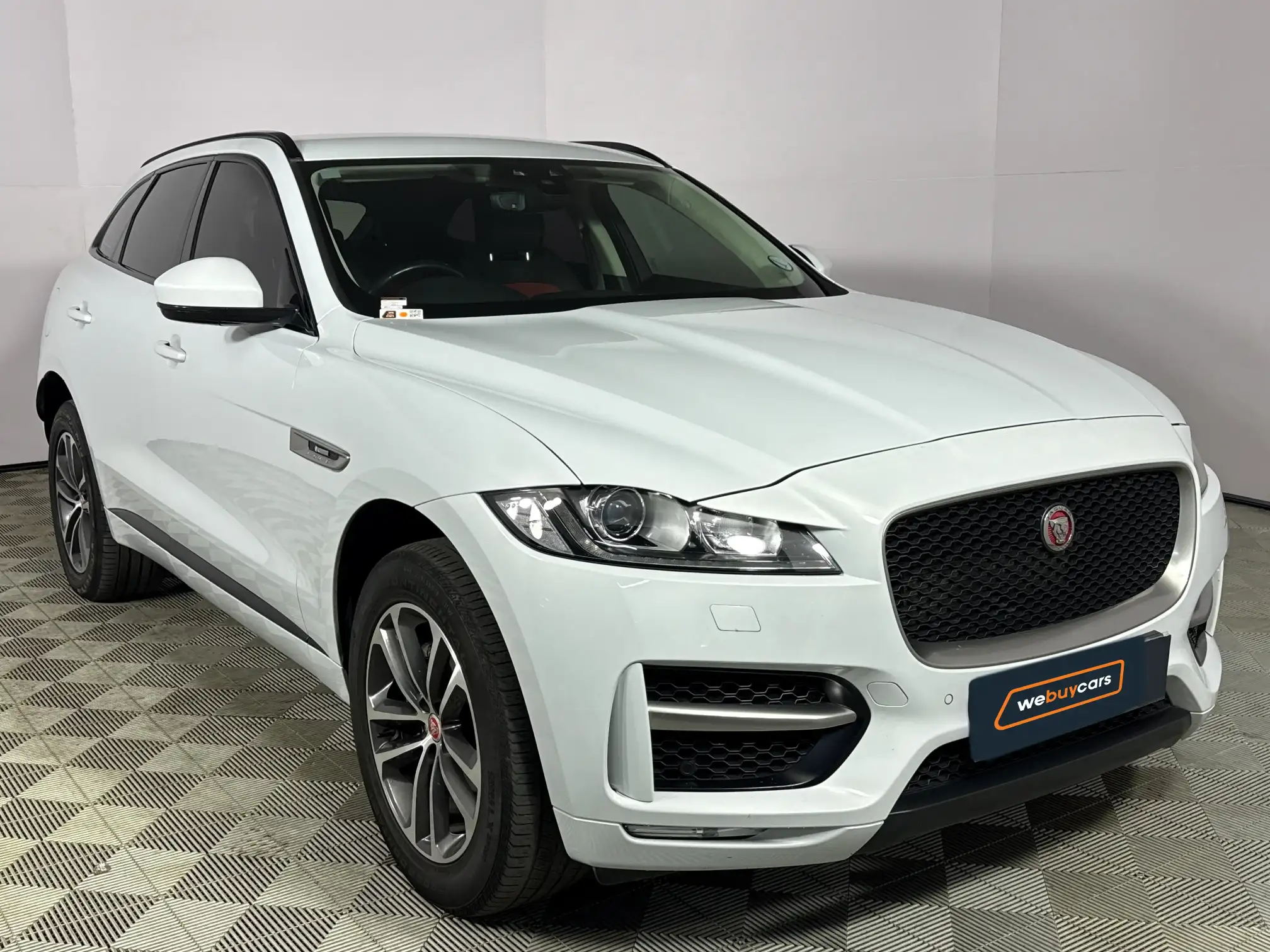 Jaguar F-Pace