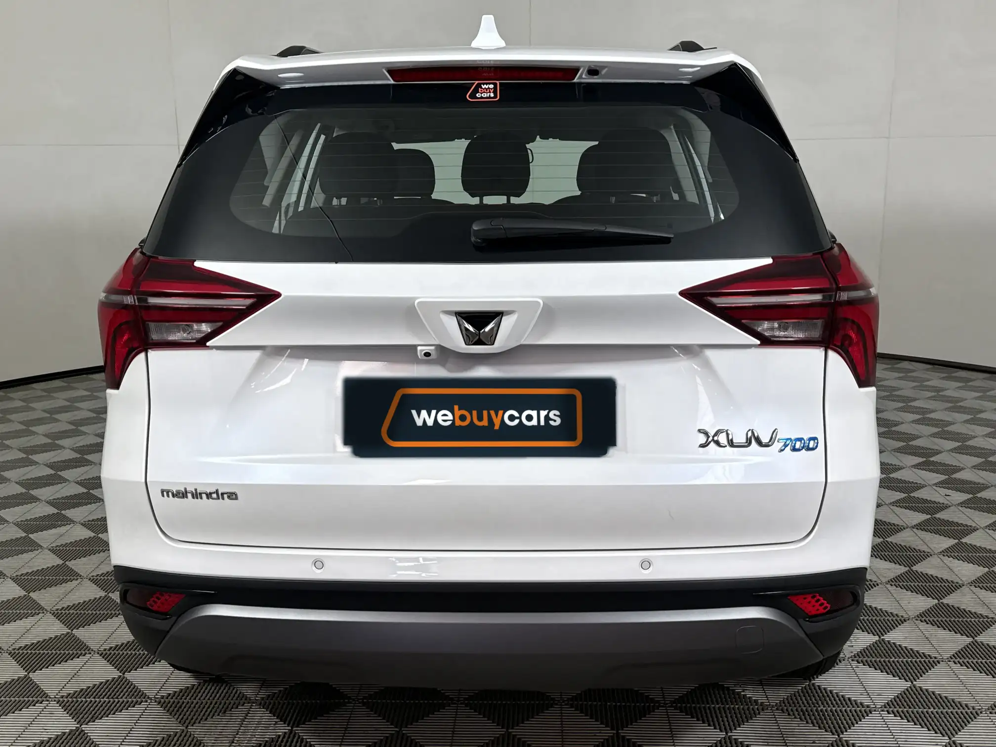 Mahindra XUV 700