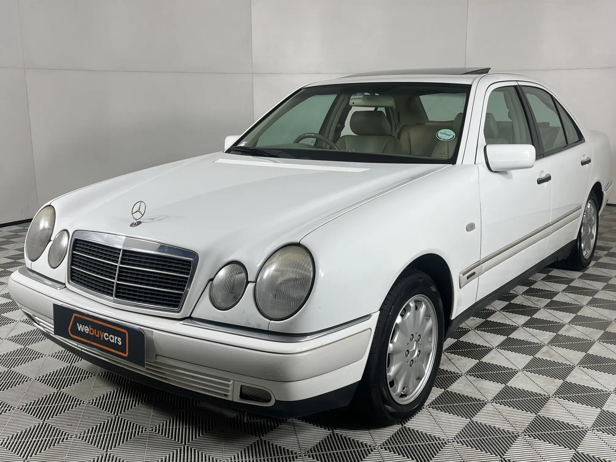 1999 Mercedes-Benz E Class Sedan E280 V6 Elegance Auto
