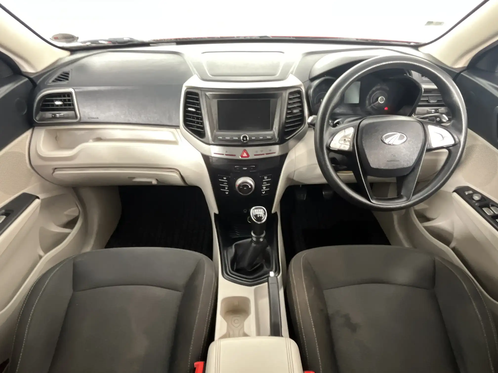 Mahindra Xuv300