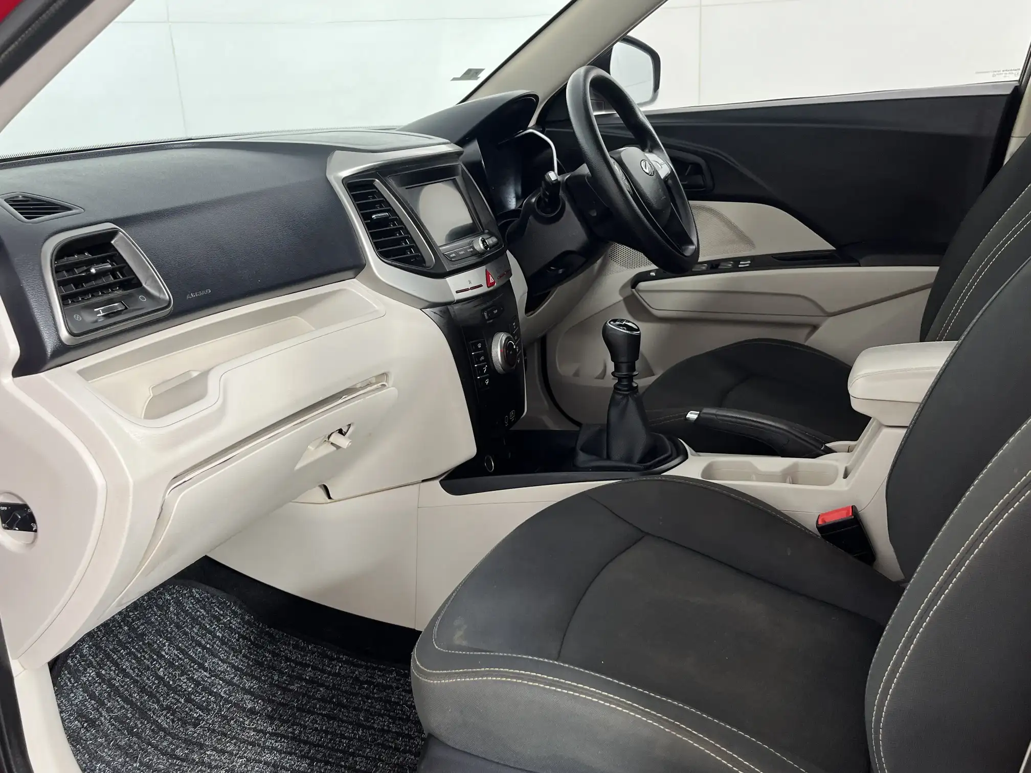 Mahindra Xuv300