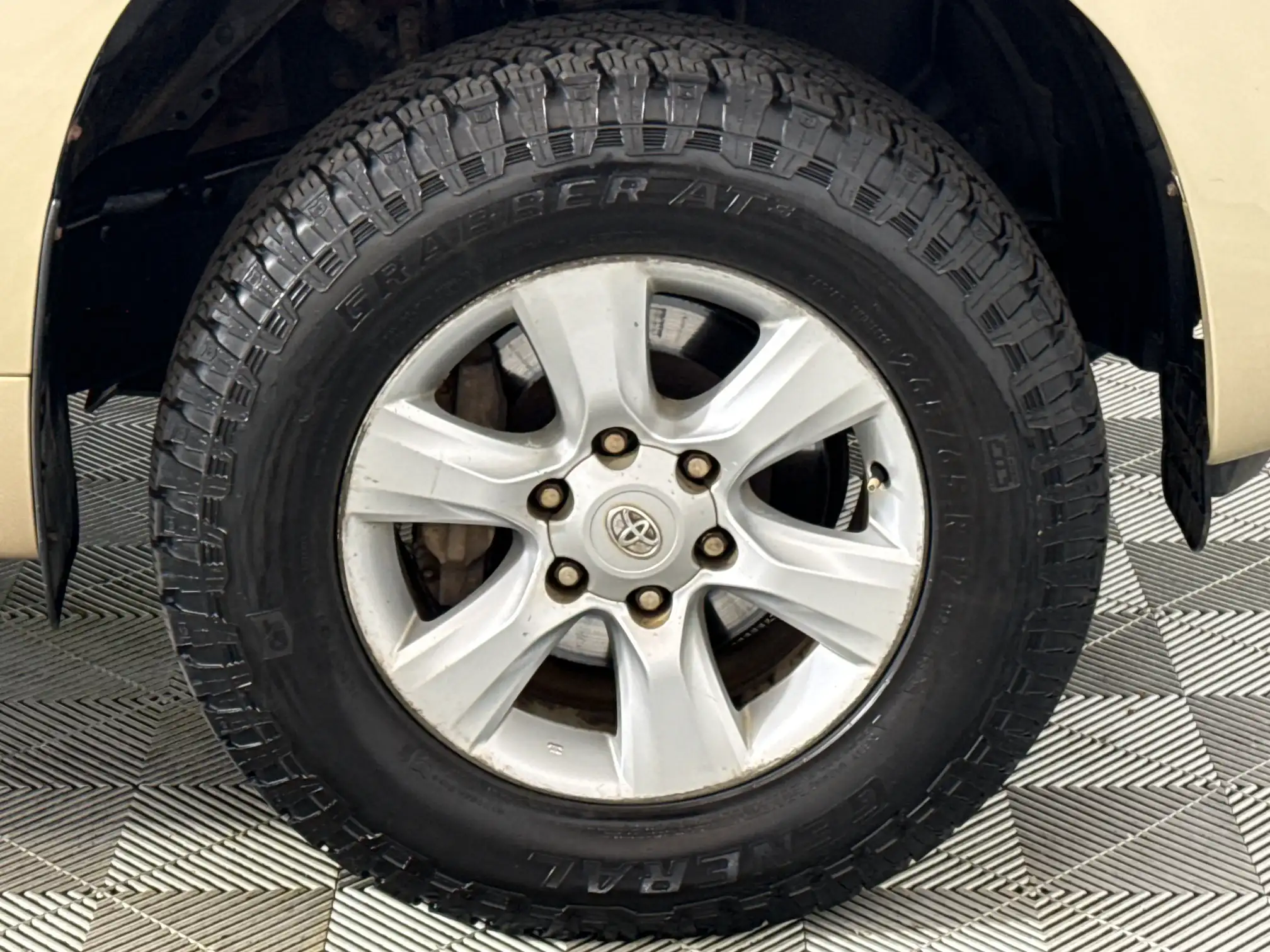 Toyota Prado