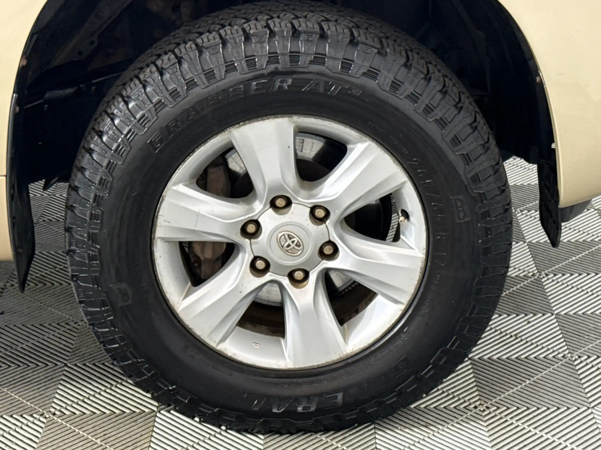 Toyota Prado