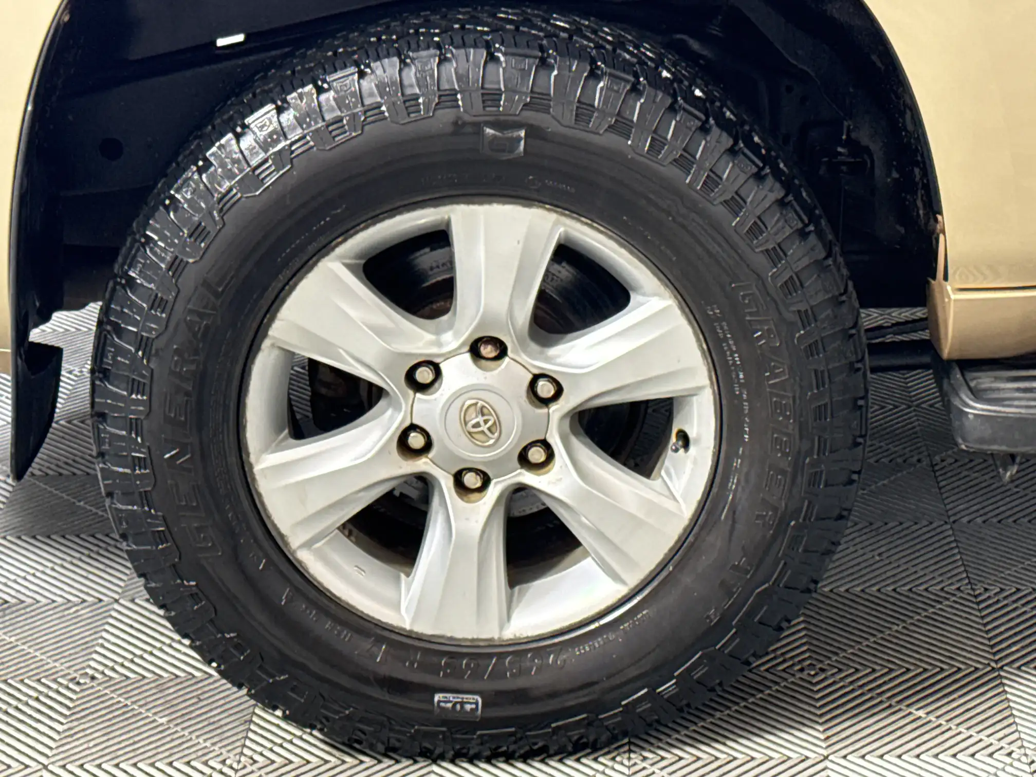 Toyota Prado