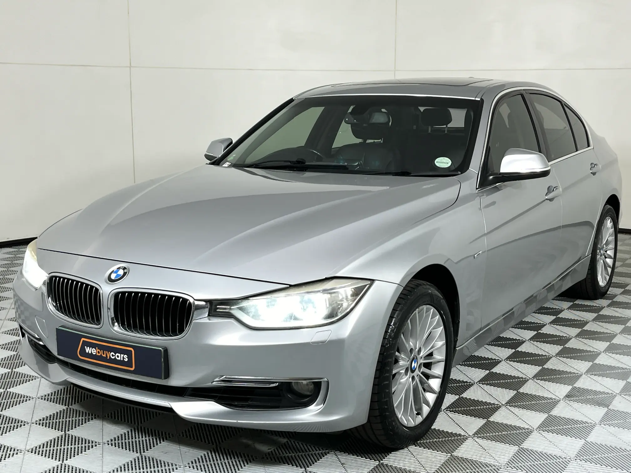 2013 BMW 3 Series 320i Luxury Line Auto (F30)