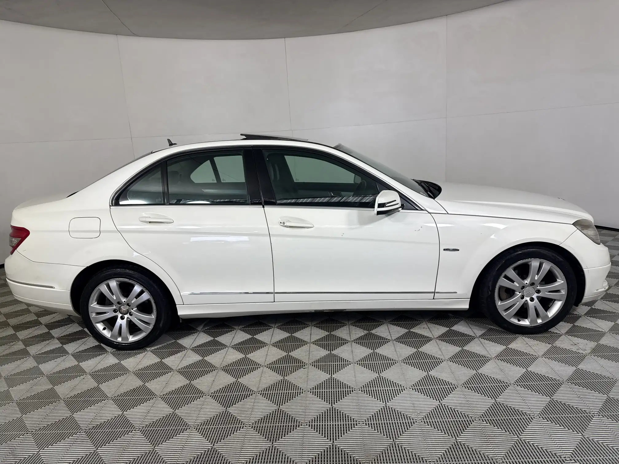 Mercedes-Benz C Class Sedan