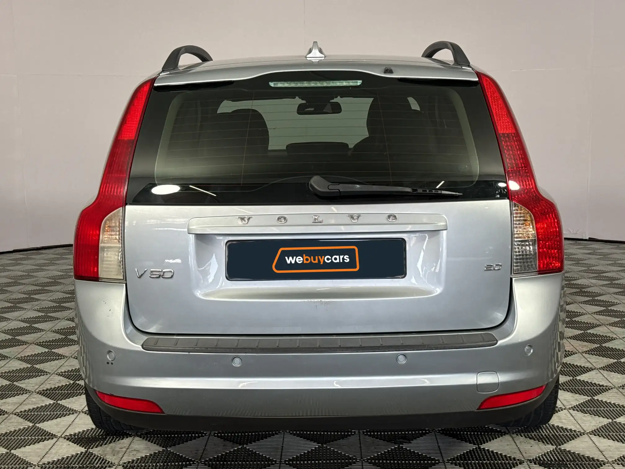 Volvo V50