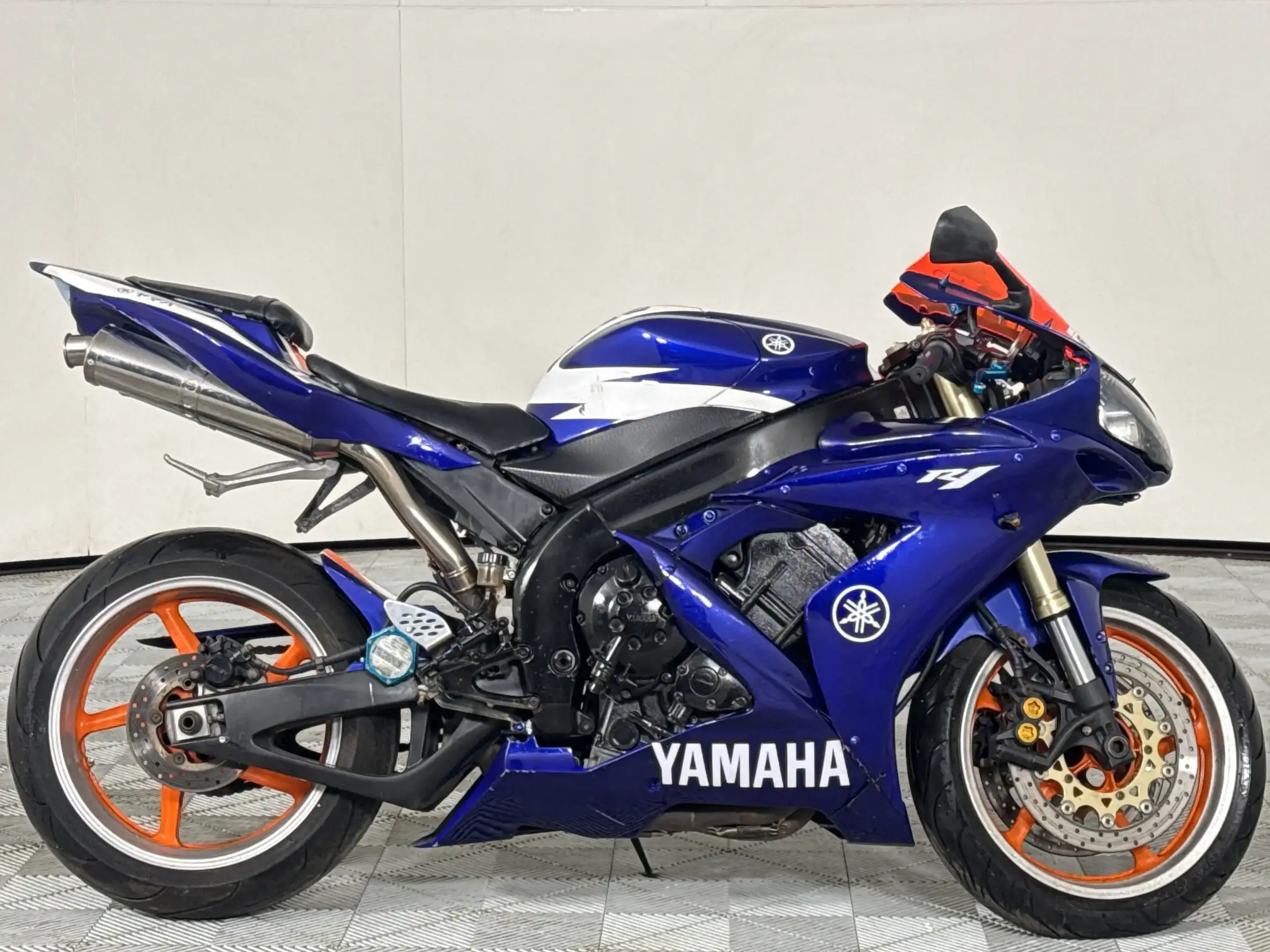 2005 Yamaha YZF R1