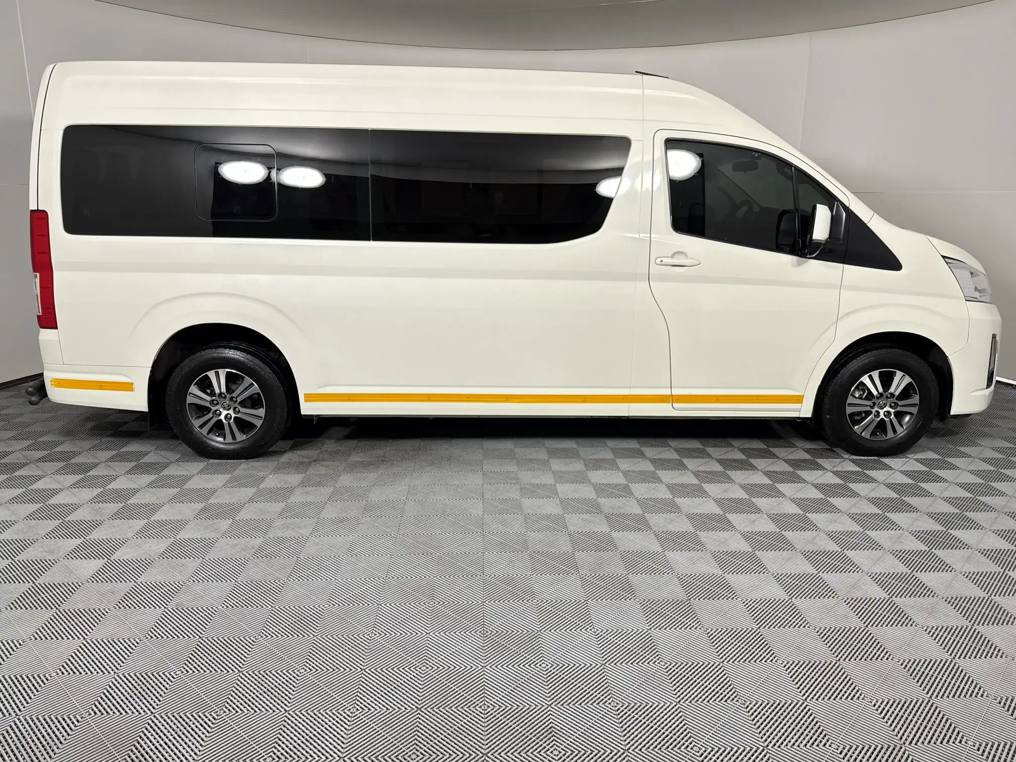 Toyota Quantum
