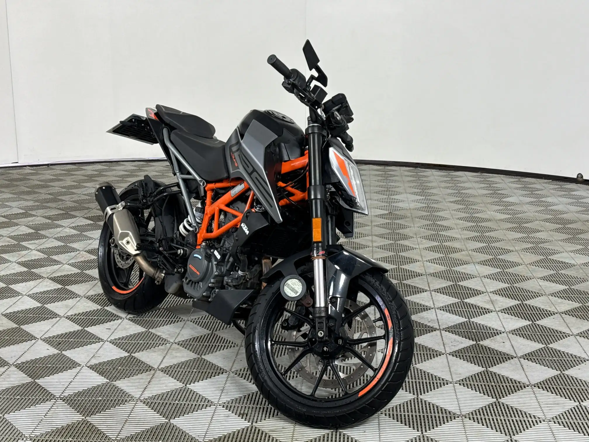 KTM Duke