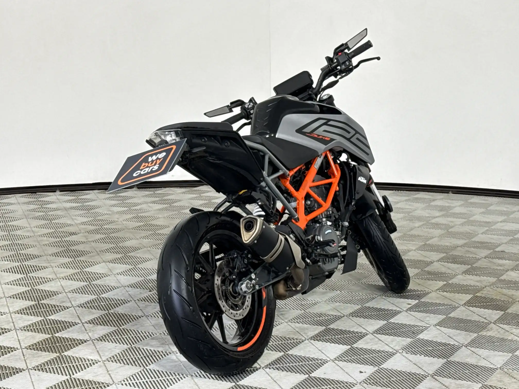 KTM Duke