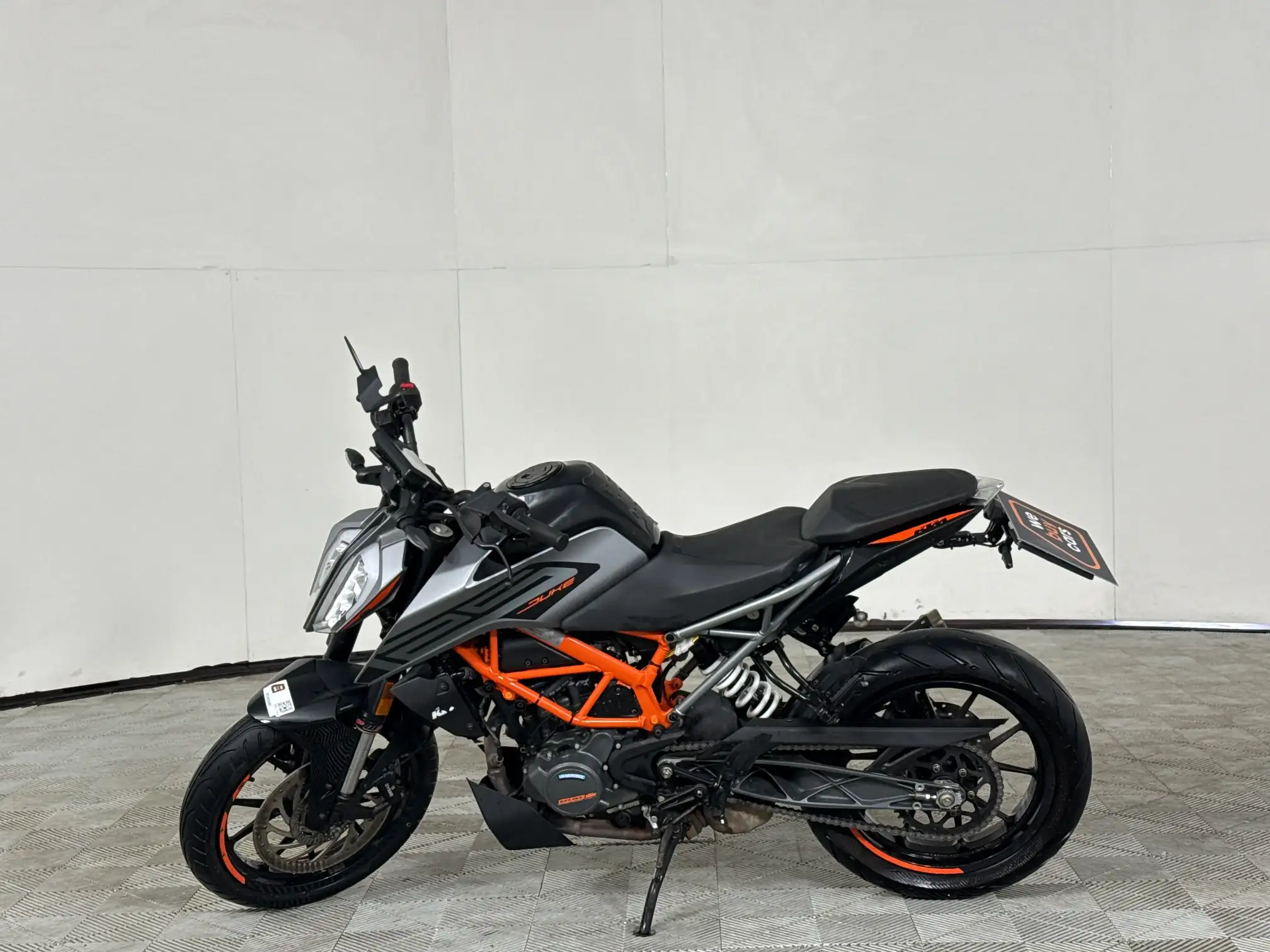 KTM Duke