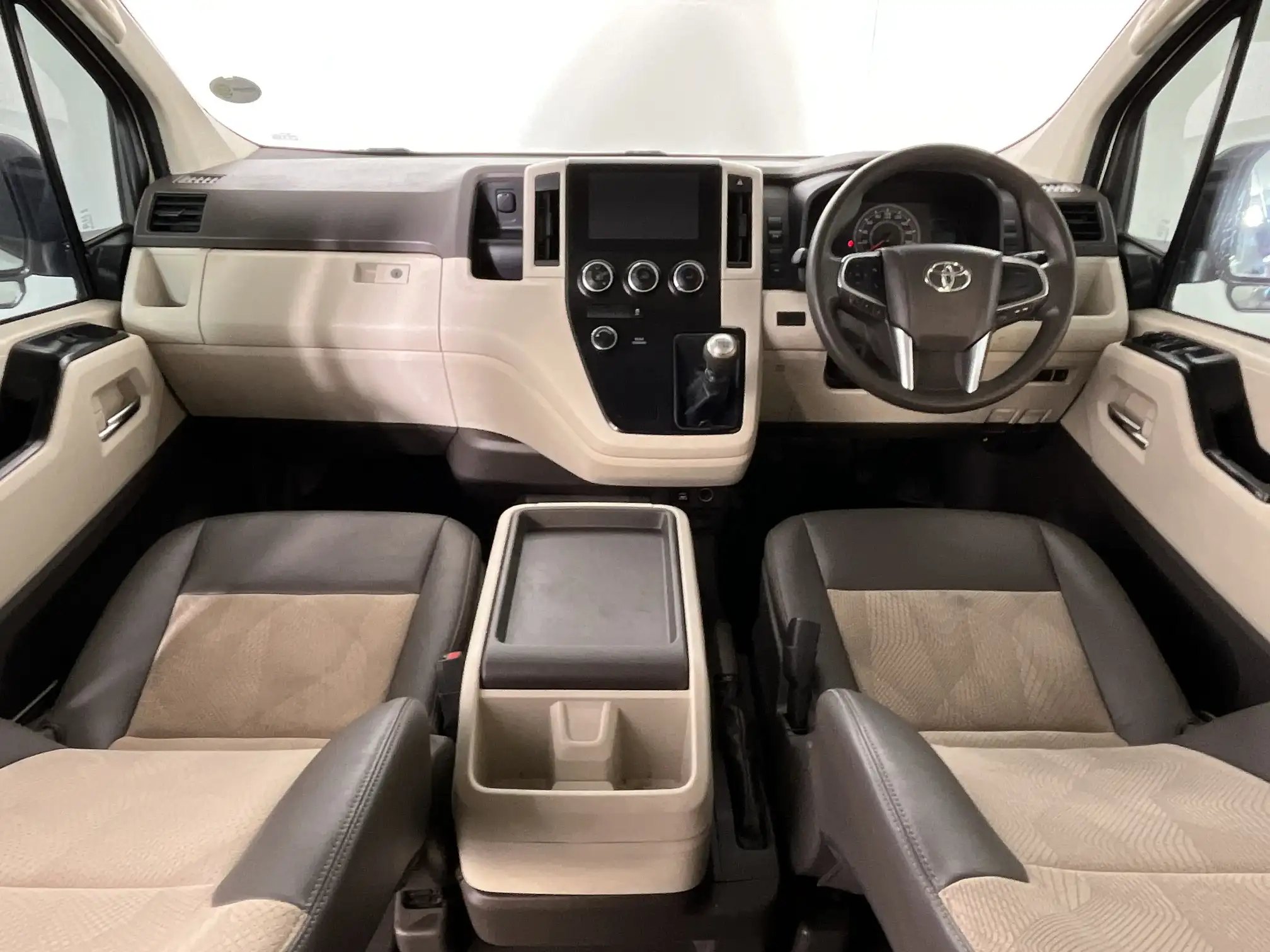 Toyota Quantum