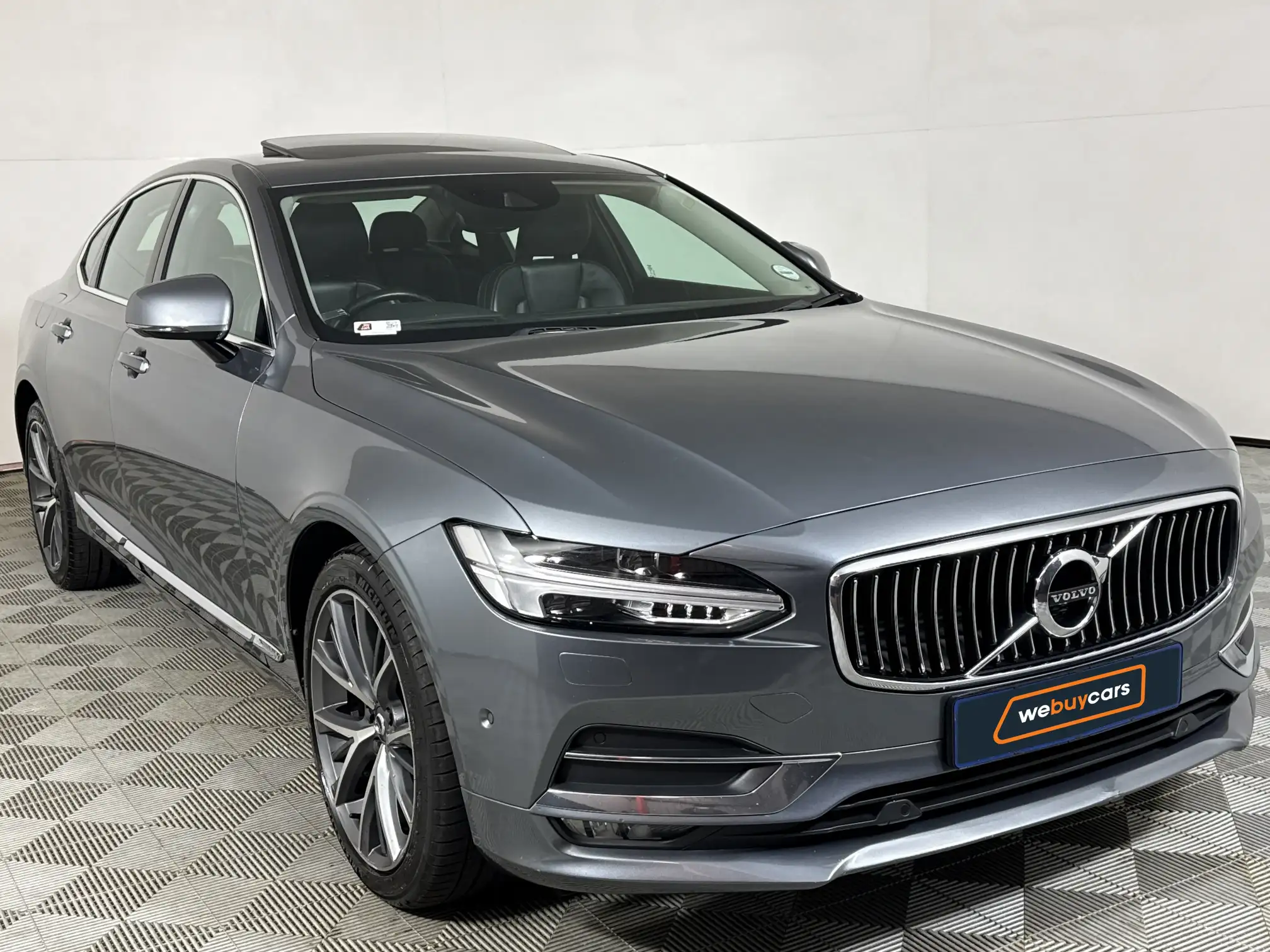 Volvo S90
