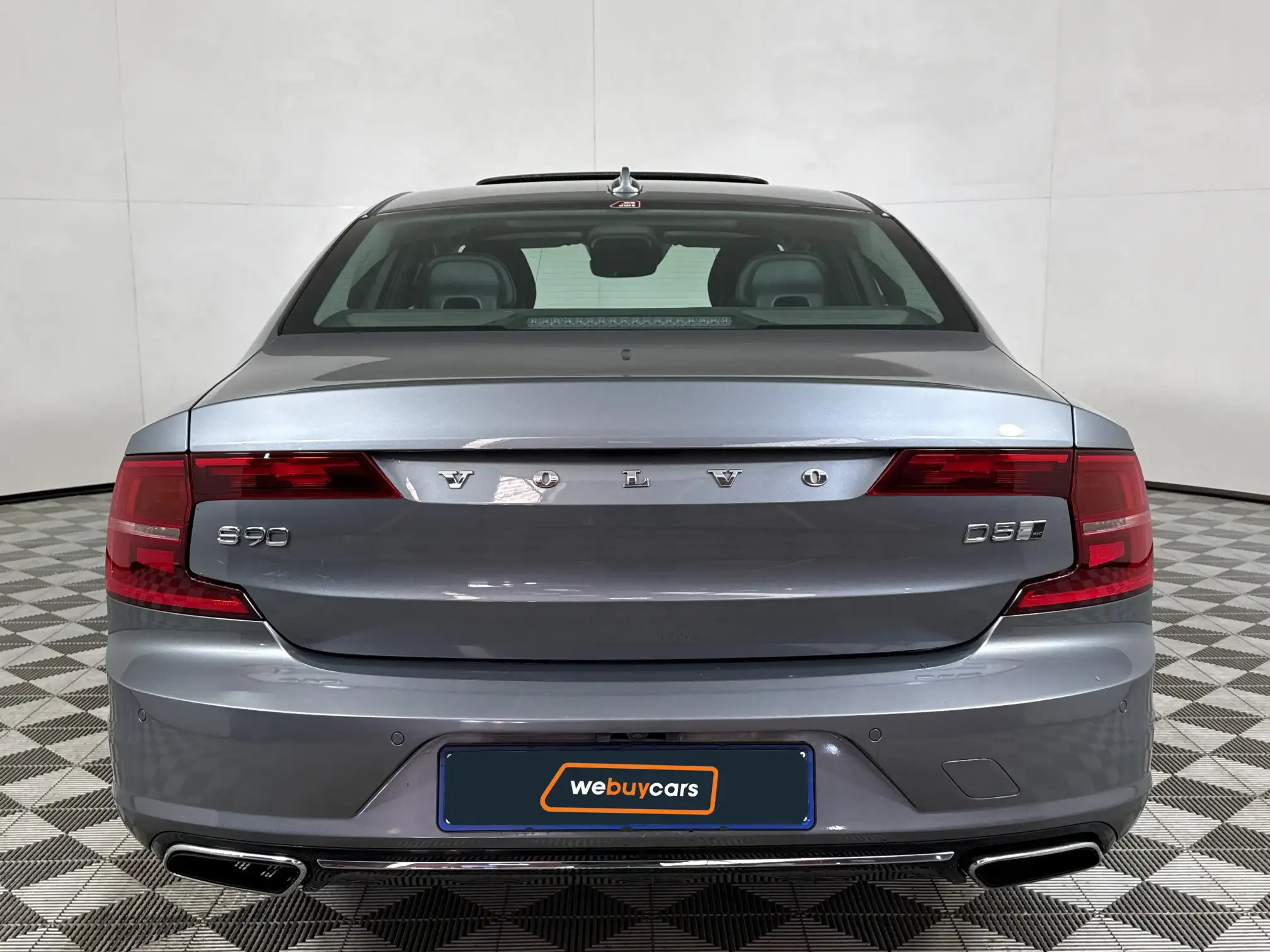 Volvo S90