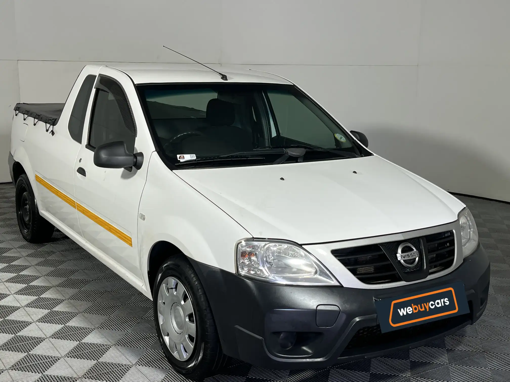 Nissan NP200
