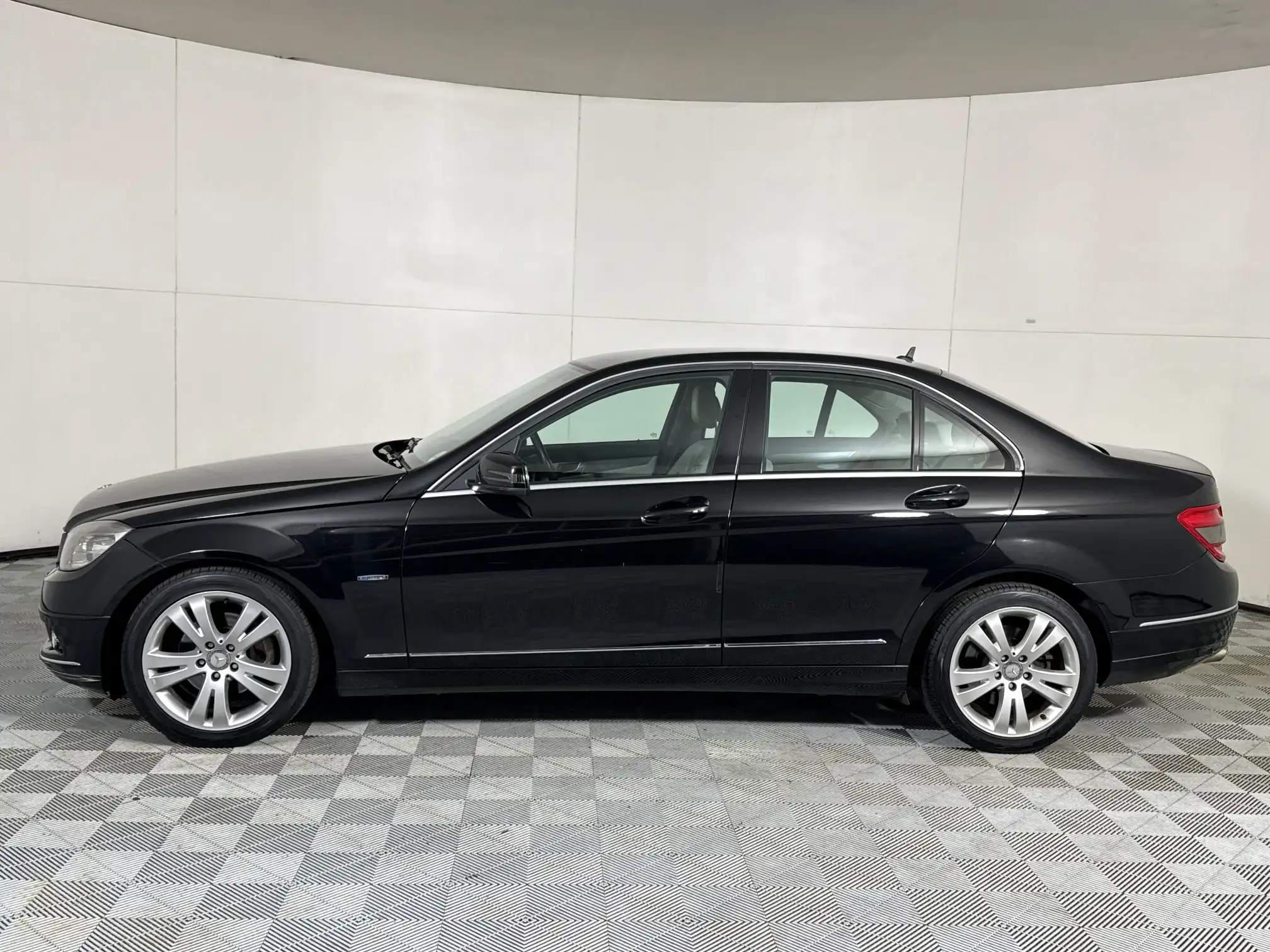 Mercedes-Benz C Class Sedan
