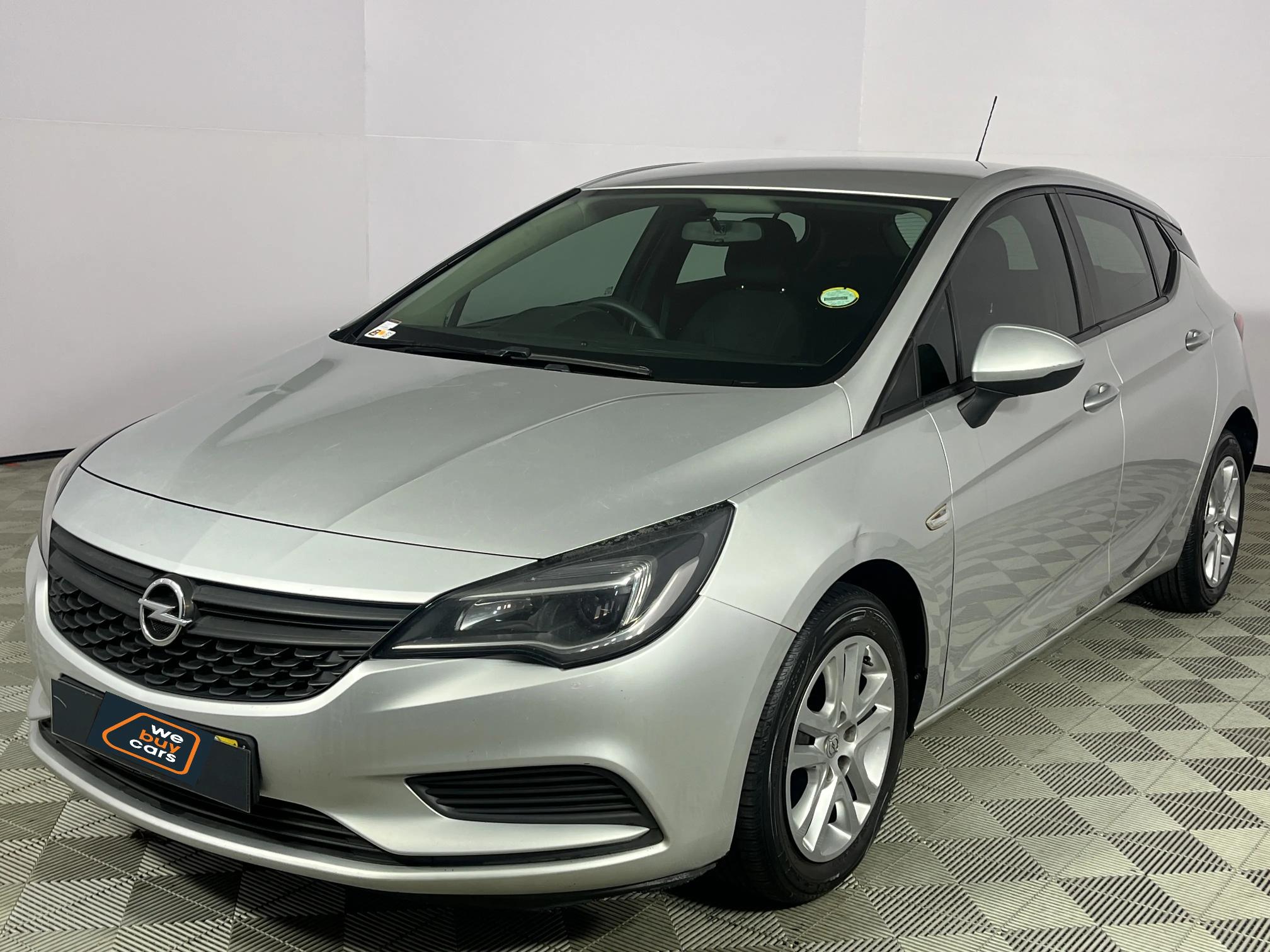 Opel Astra 1.4 Turbo Essentia