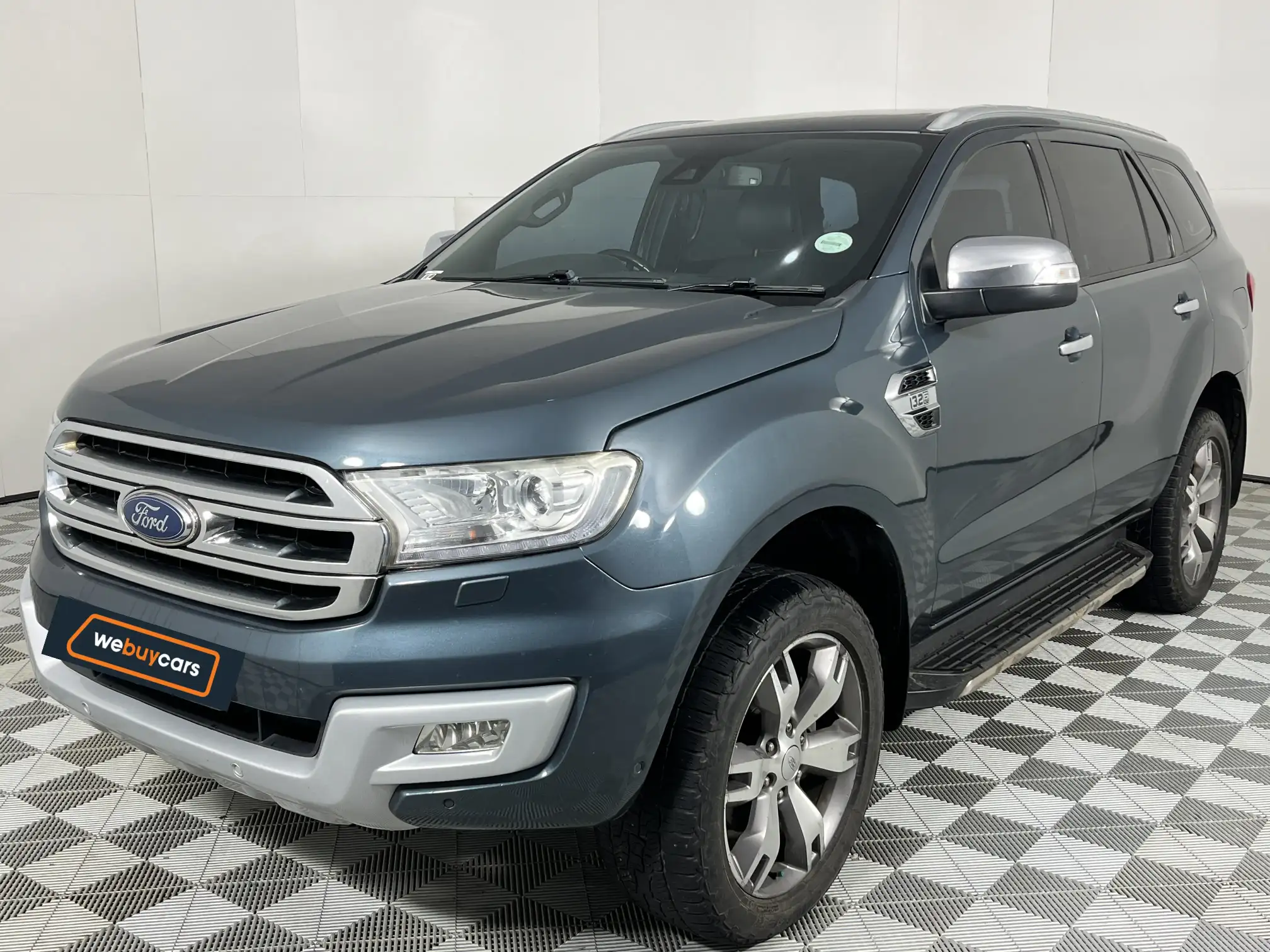 2016 Ford Everest