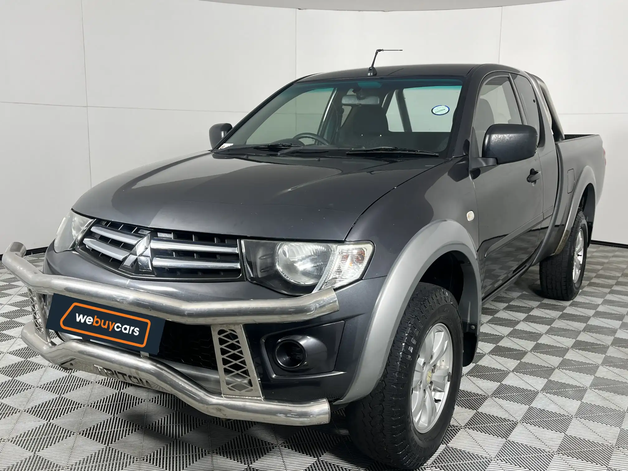 2012 Mitsubishi Triton